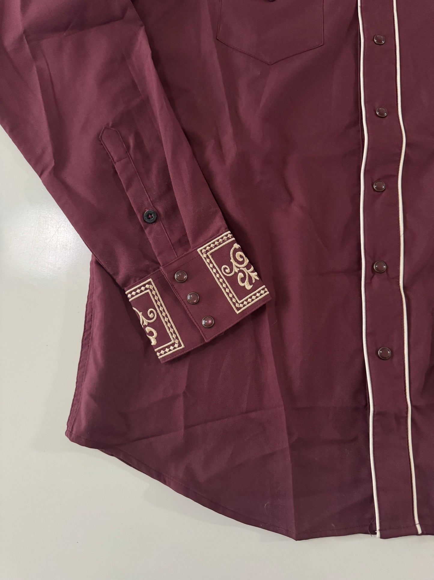Camisa vaquera bordada color vino, Talla L, Winster, Hombre