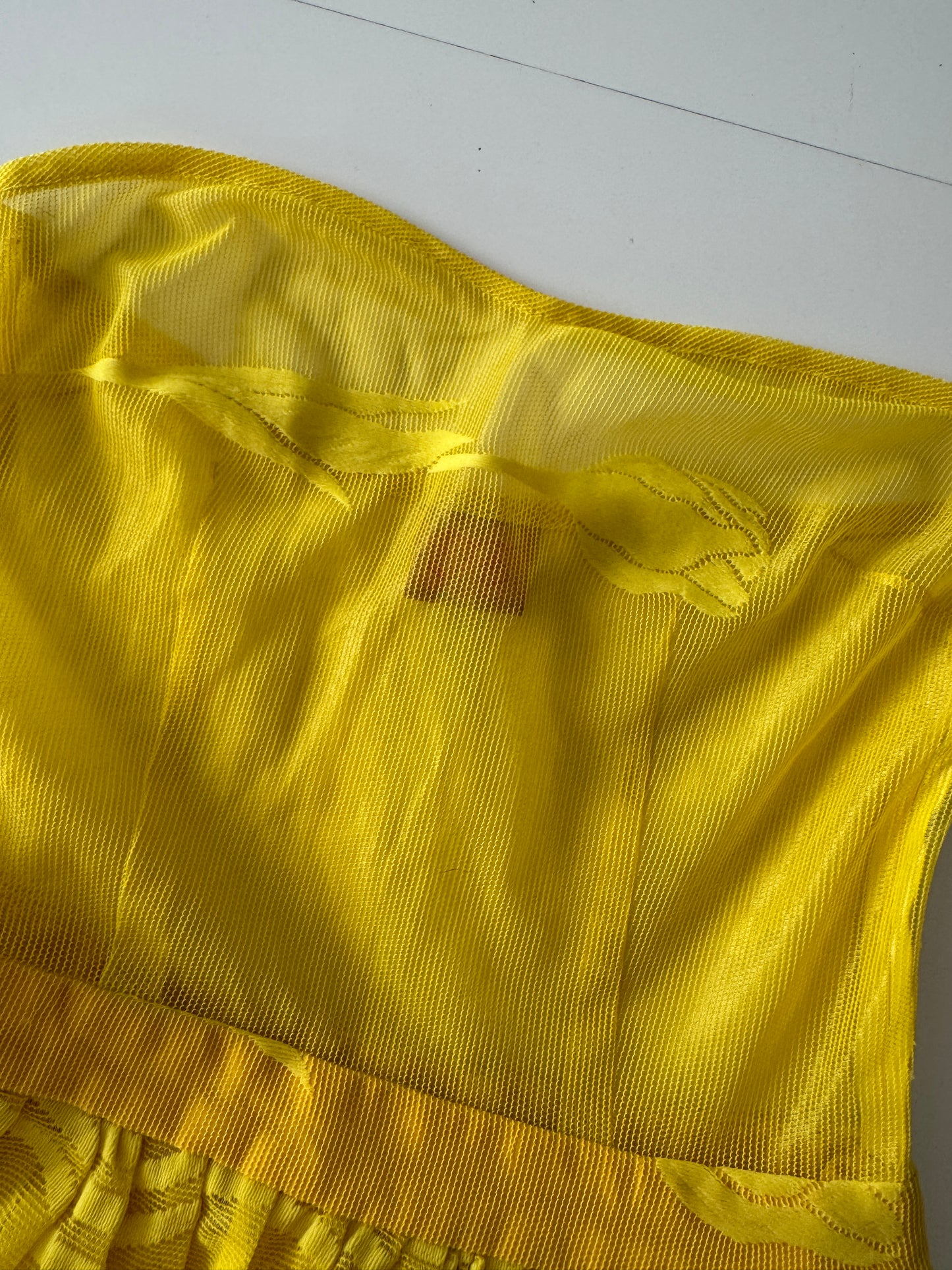 Top amarillo de mesh, Talla S, Mujer, Denisse Duran
