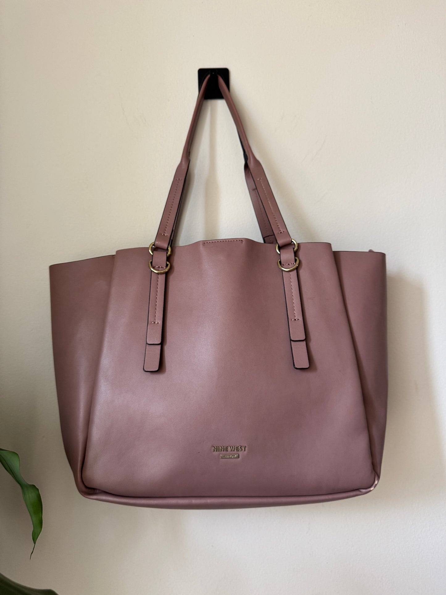 Bolsa color rosa, Nine West