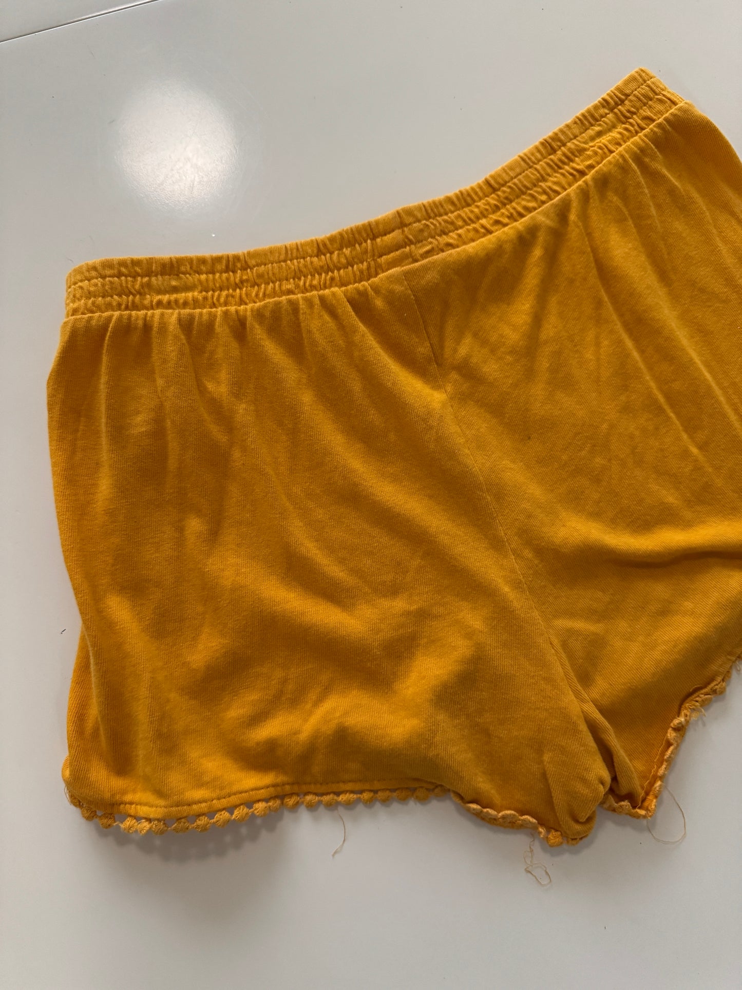 Short Amarillo, Talla 10 niña, Zara Girls