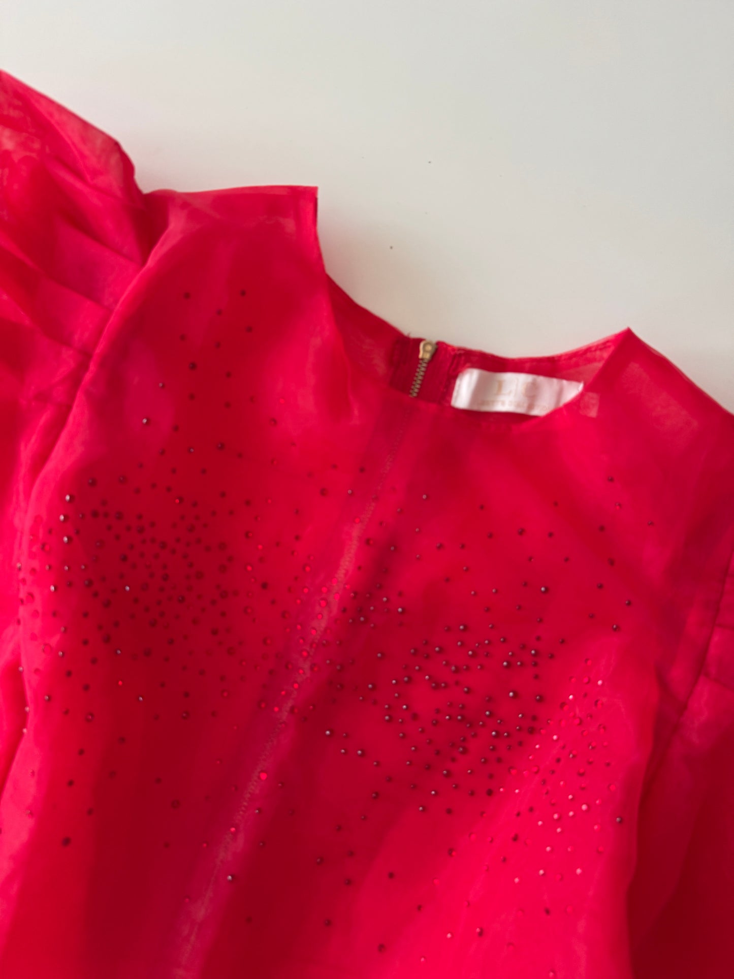 Blusa roja traslucida, mangas abullonadas, Talla S, Mujer, L|C Lizette Collection