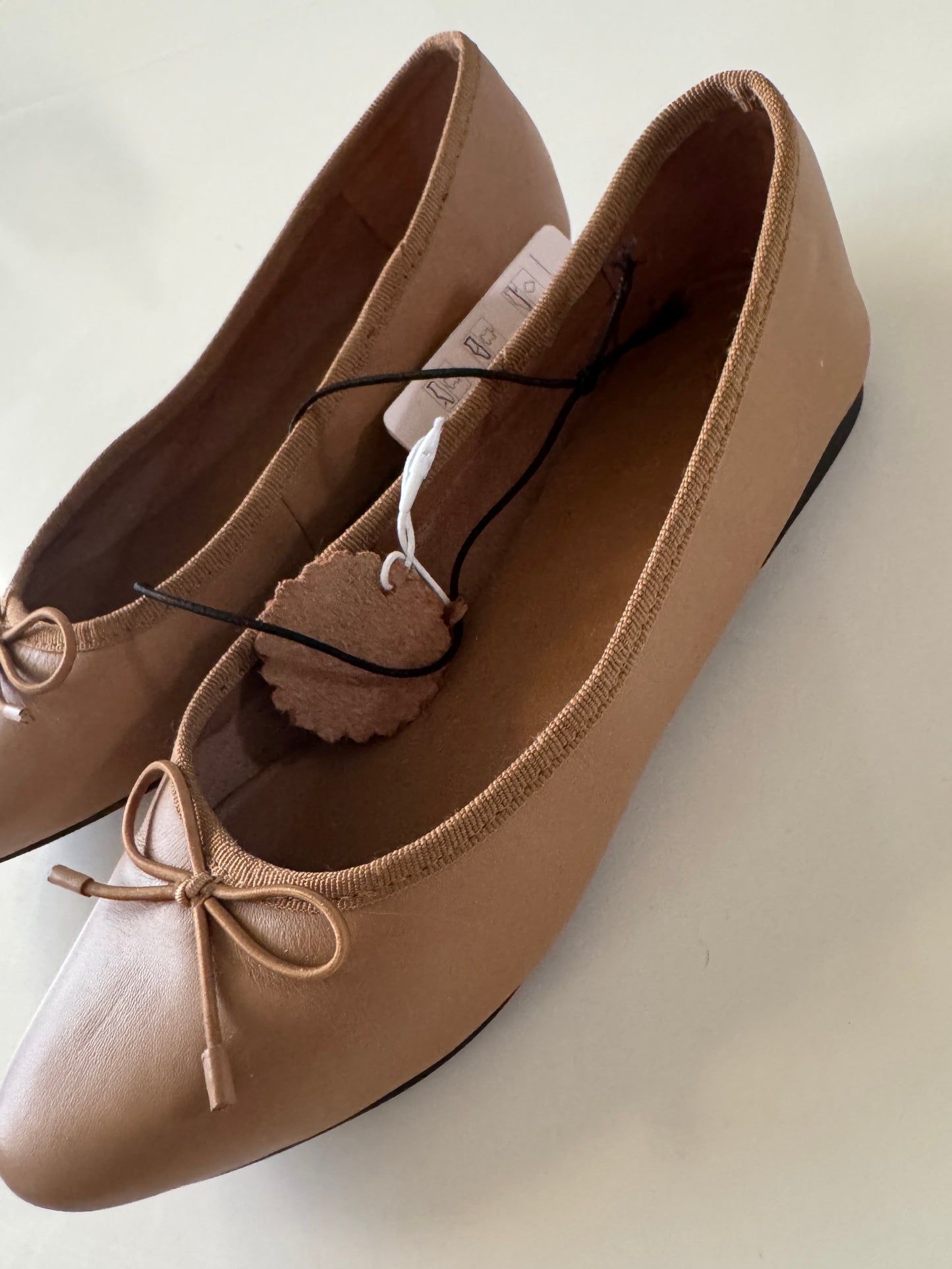 Flats beige de piel, Talla 25mx, 7.5Usa, 38Eur, Mujer, Sfera