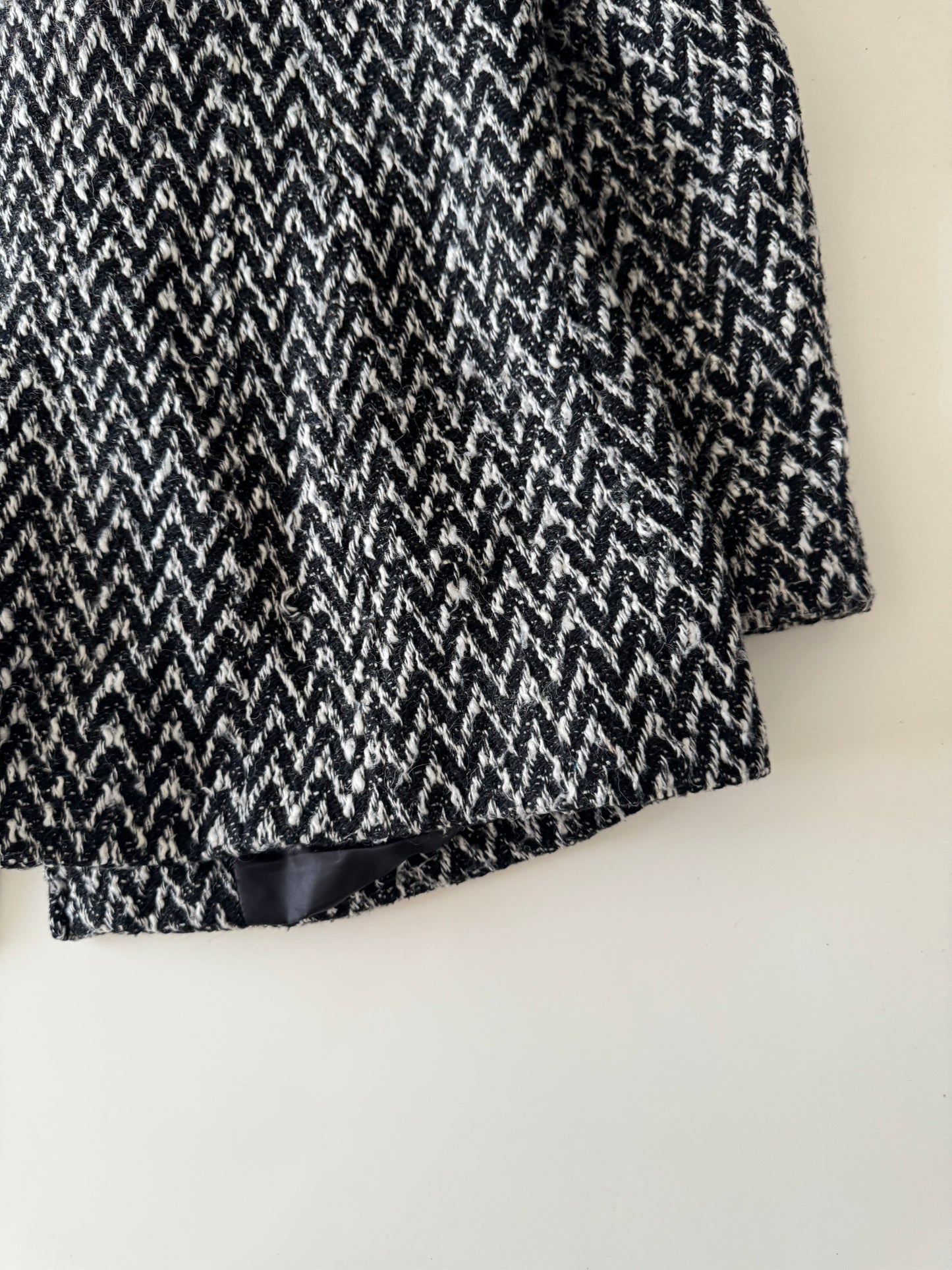 Abrigo de tweed negro con blanco, Talla 10, Mujer, Kenneth Cole