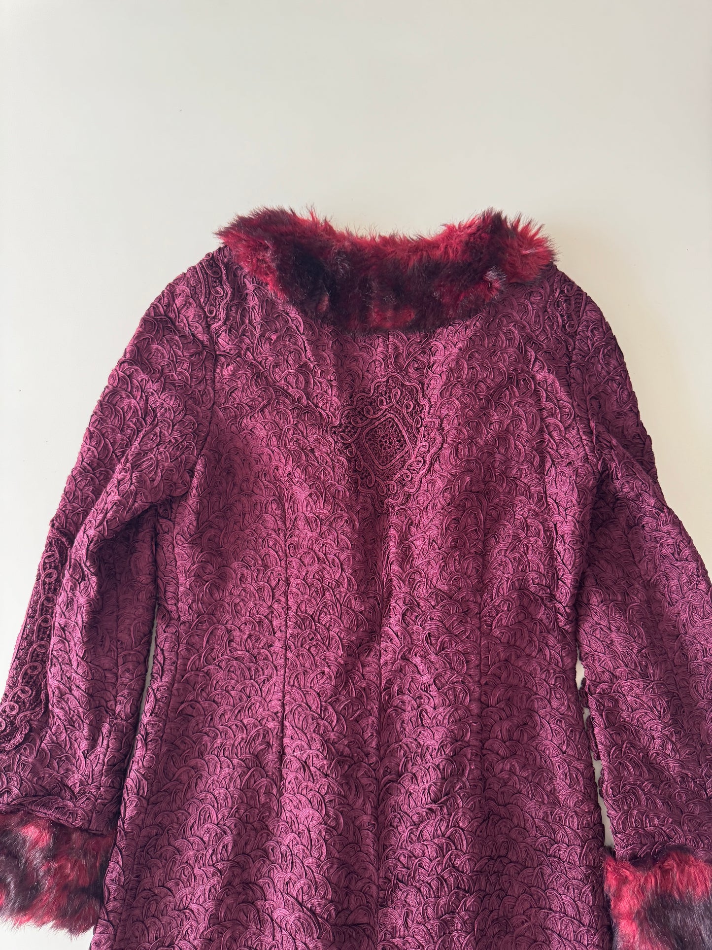 Abrigo largo color vino, Talla 10, Mujer, Sue Wong
