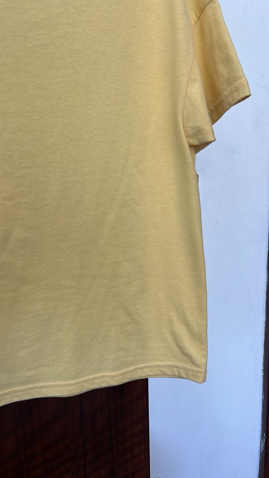 Playera amarilla clara, Talla S, Mujer, Cuidado con el perro