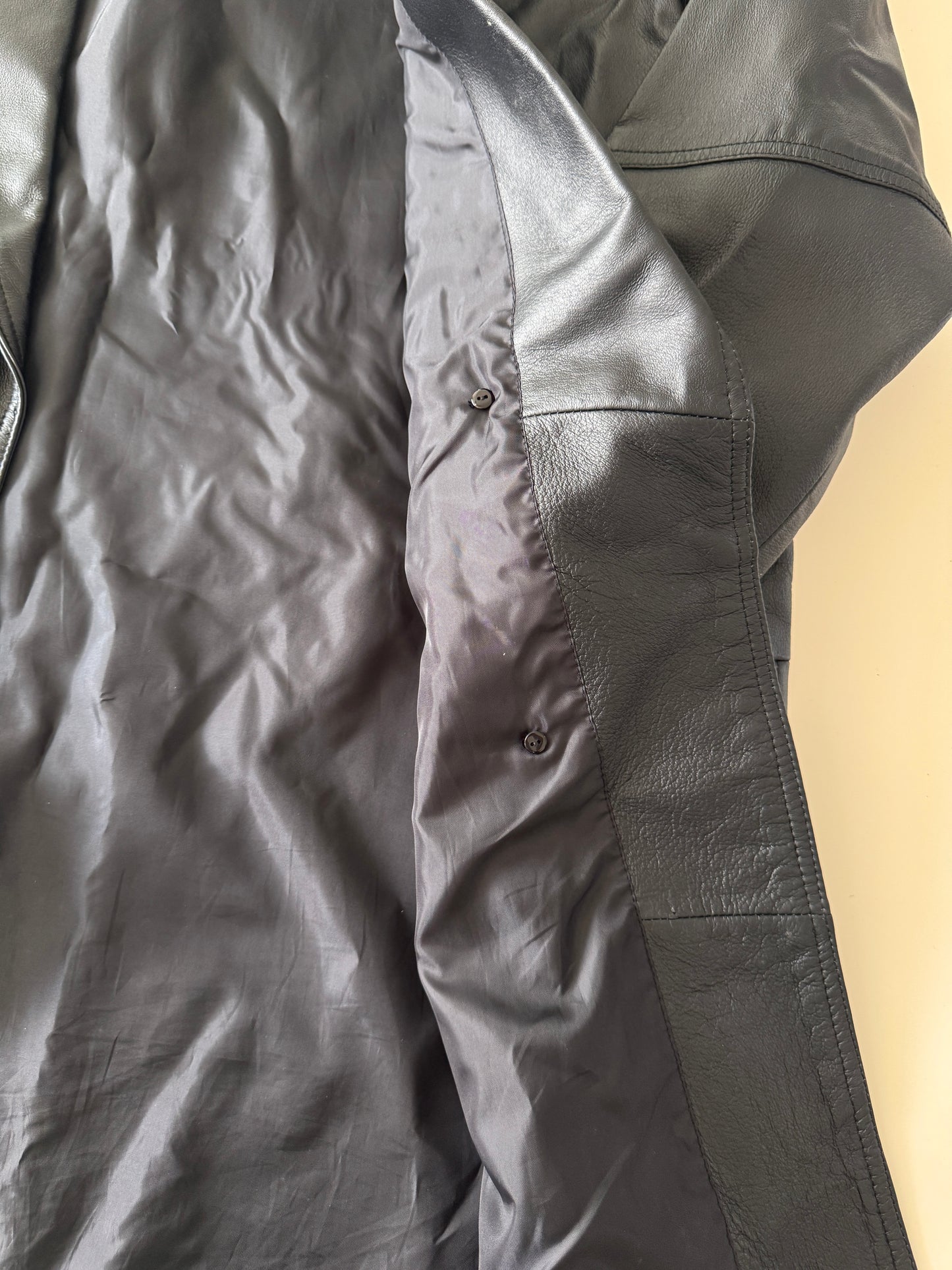 Gabardina negra de piel, Talla L, Mujer, Tribeca Studio