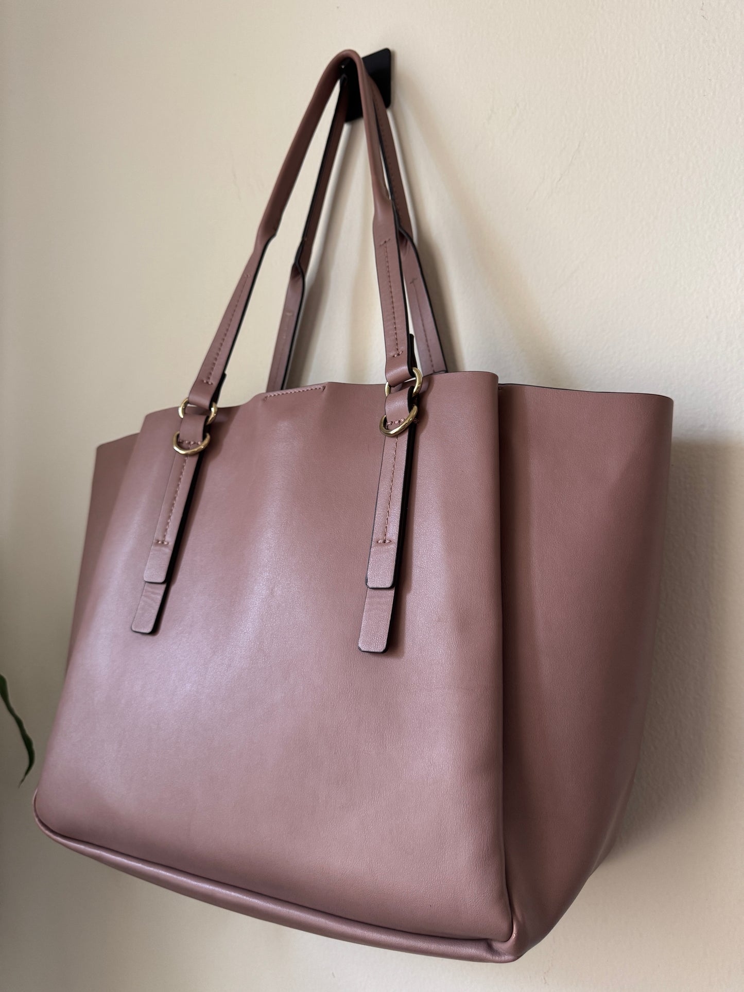 Bolsa color rosa, Nine West
