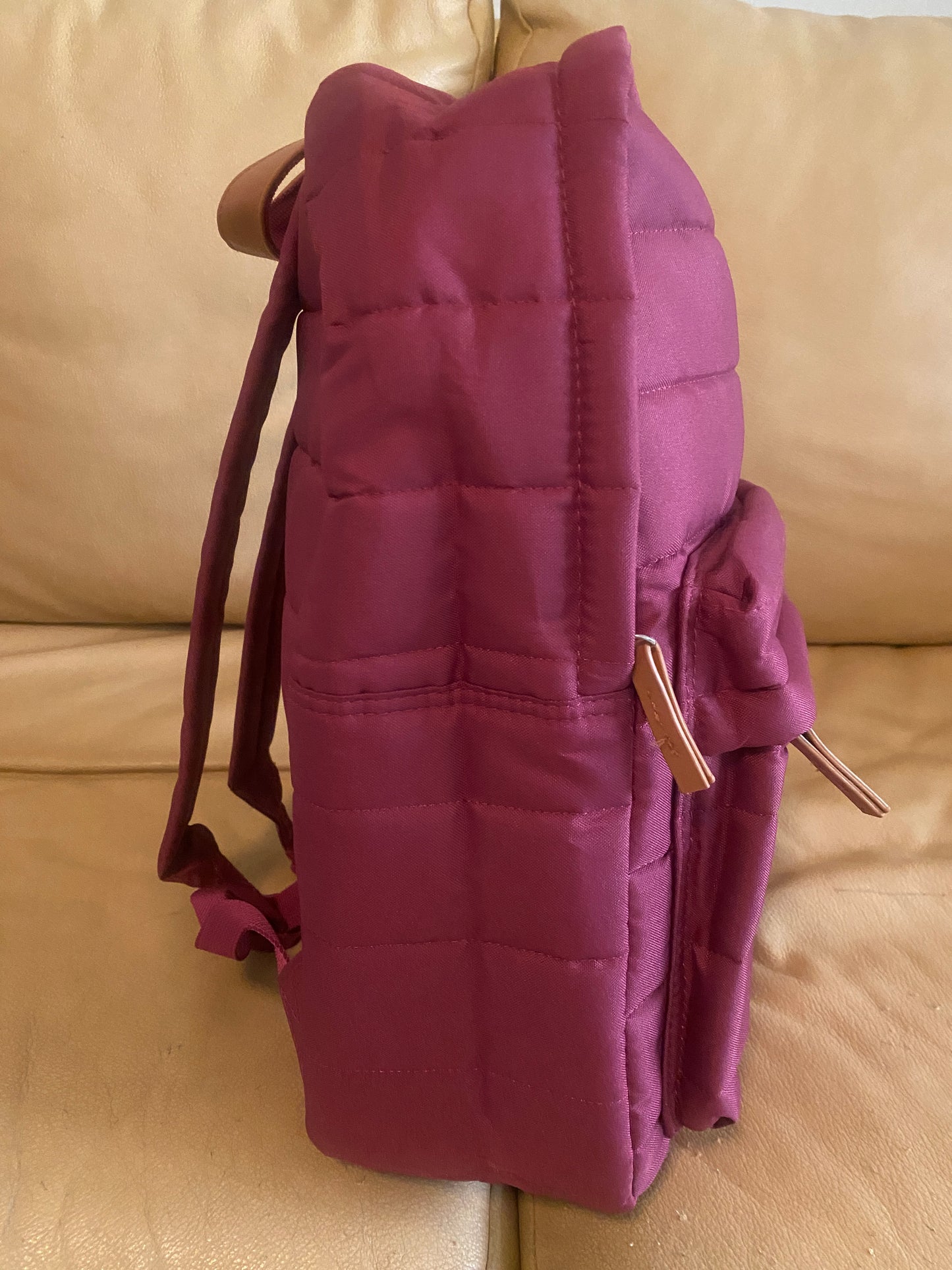 Mochila color guinda, Unisex