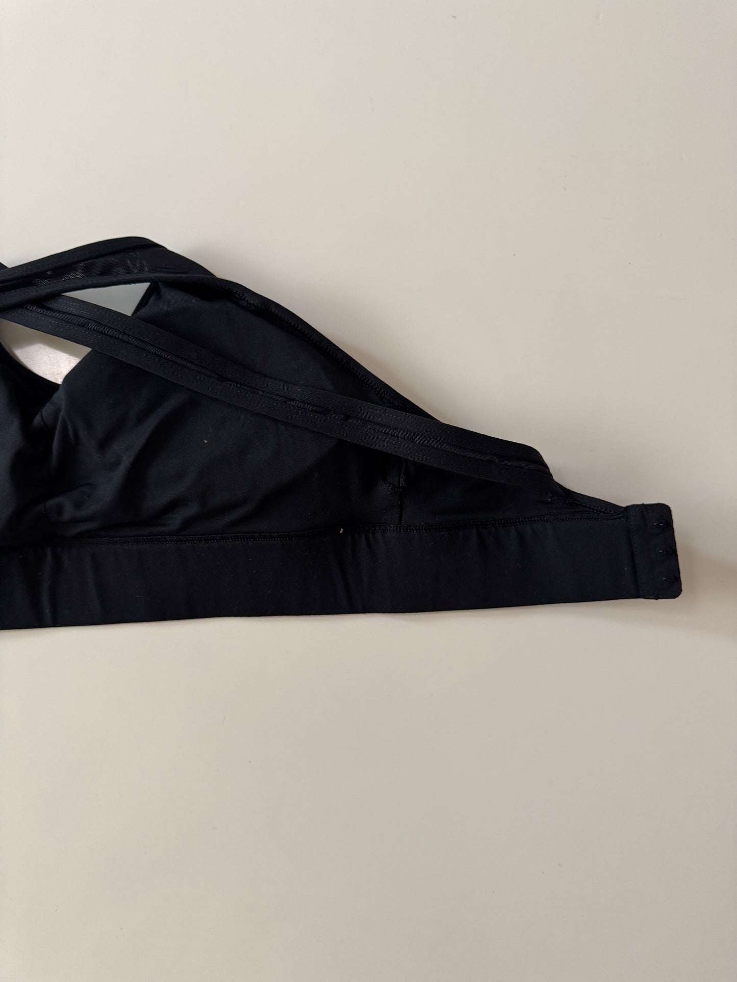 Top deportivo negro, Talla S, Mujer
