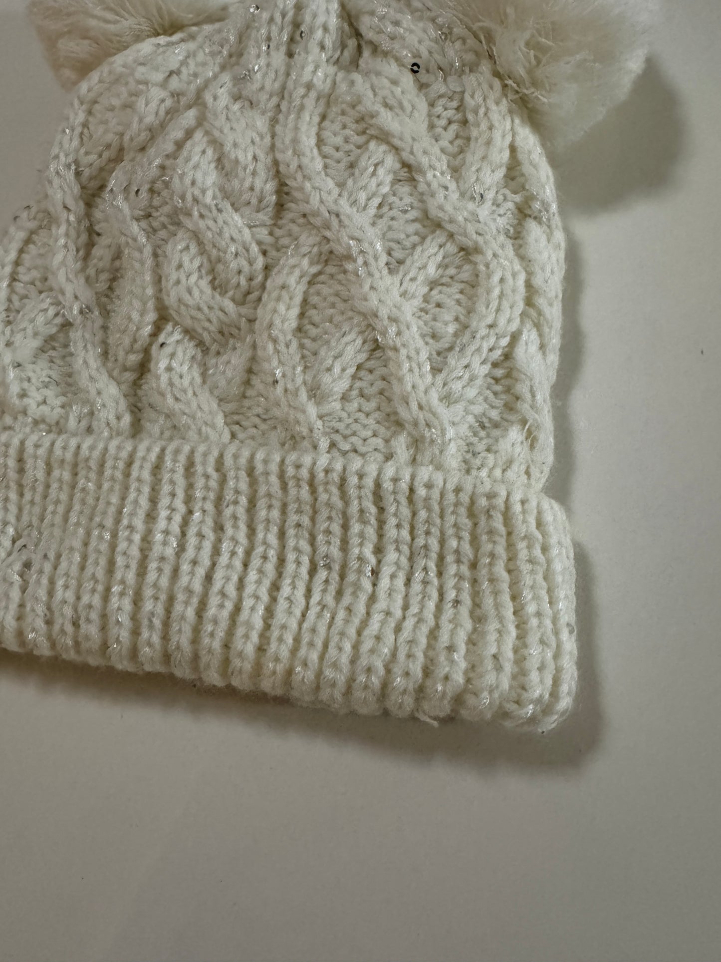 Beanie blanco con lentejuelas plateadas, Unitalla, Mujer