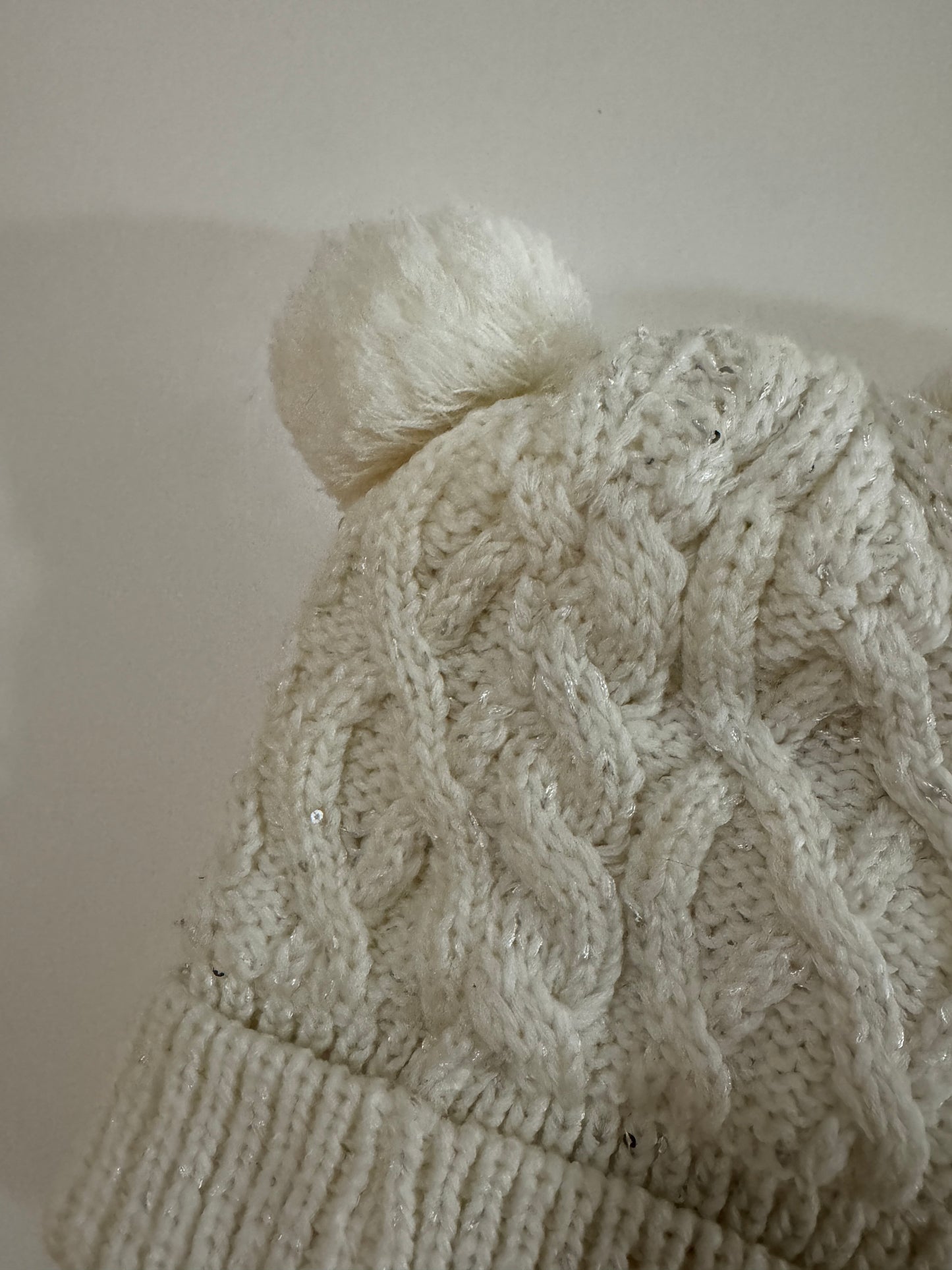 Beanie blanco con lentejuelas plateadas, Unitalla, Mujer