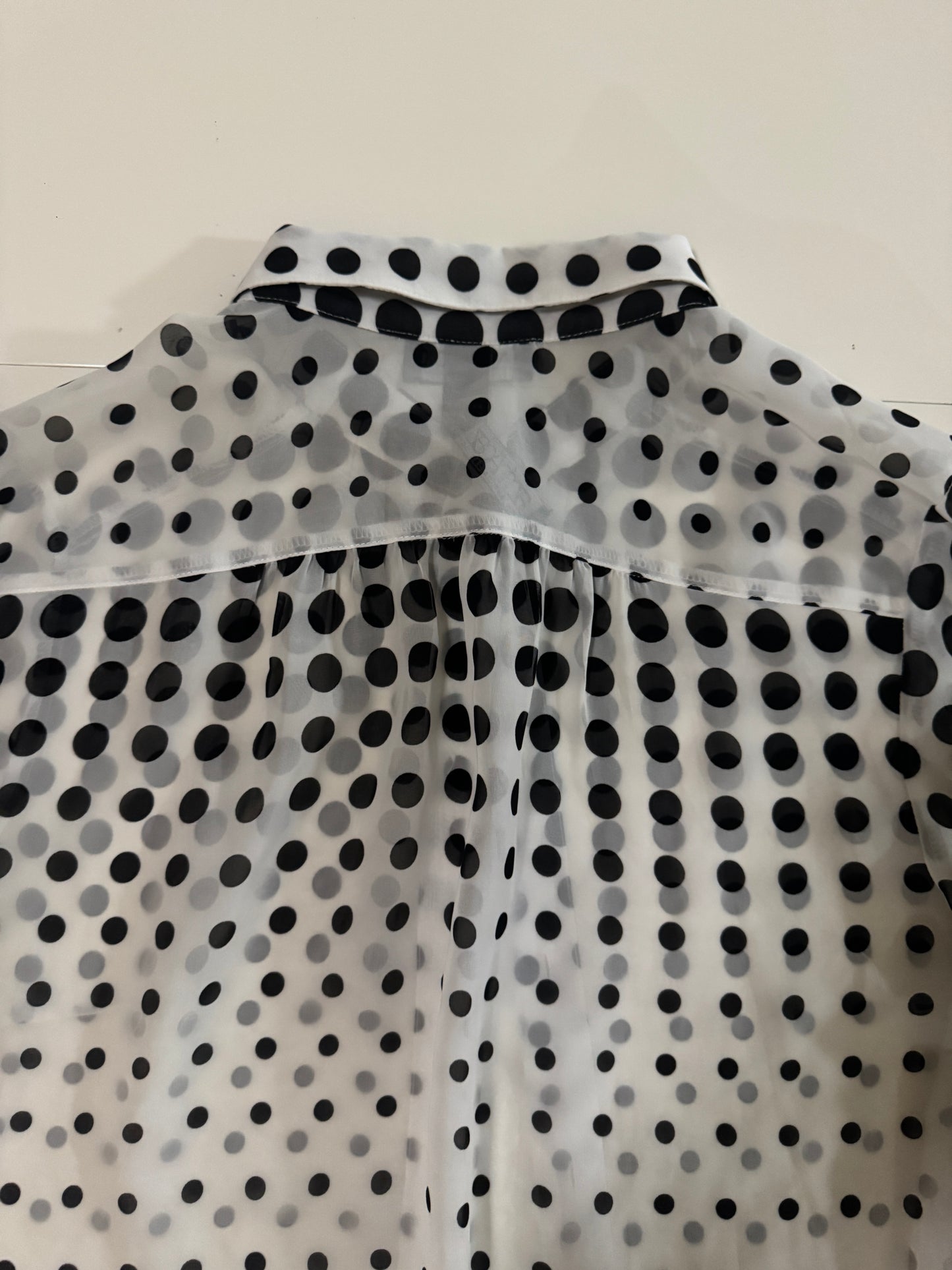 Camisa de lunares, manga 3/4, Talla PM, Mujer