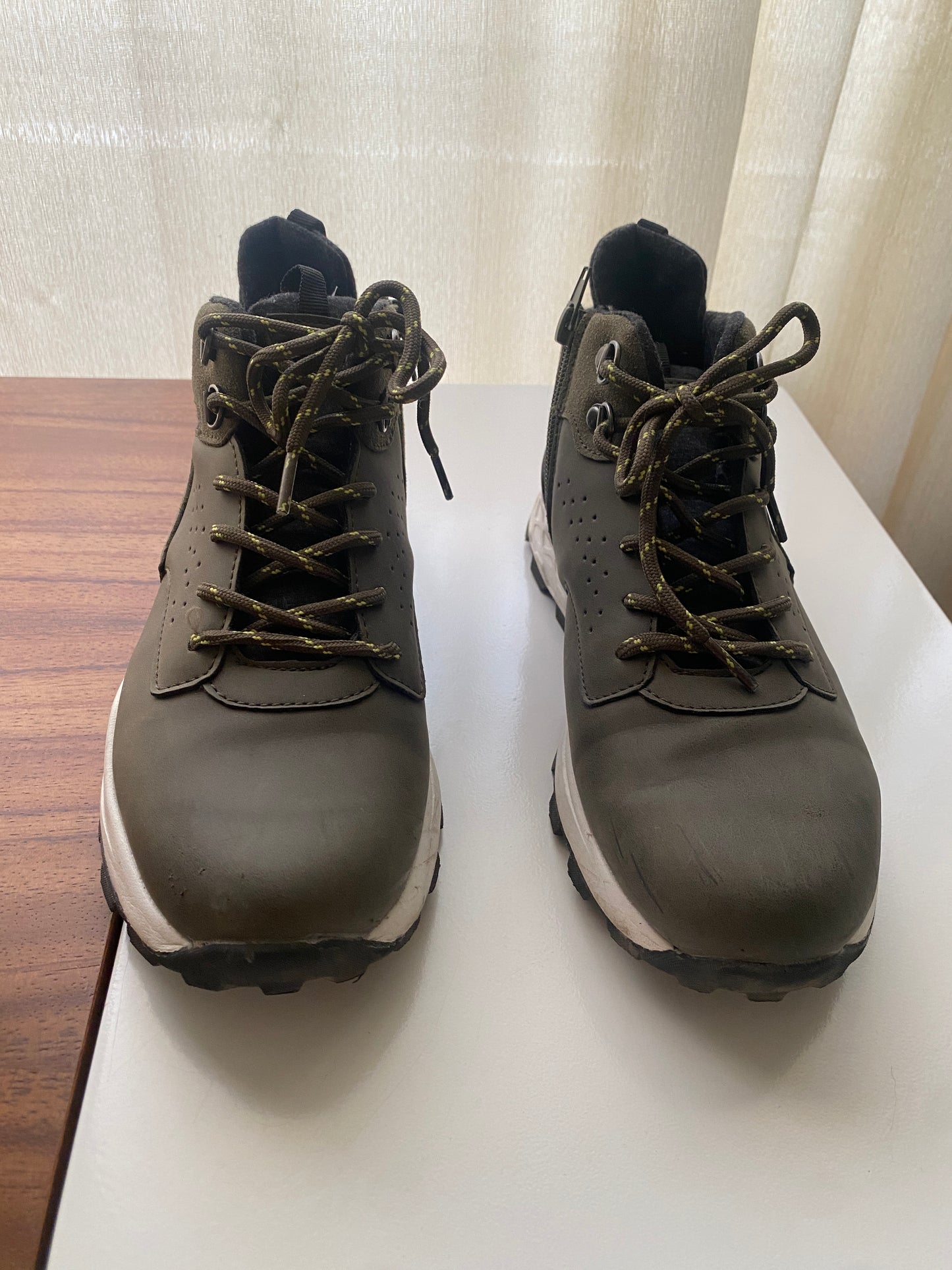 Tenis de niño verdes, Talla 35