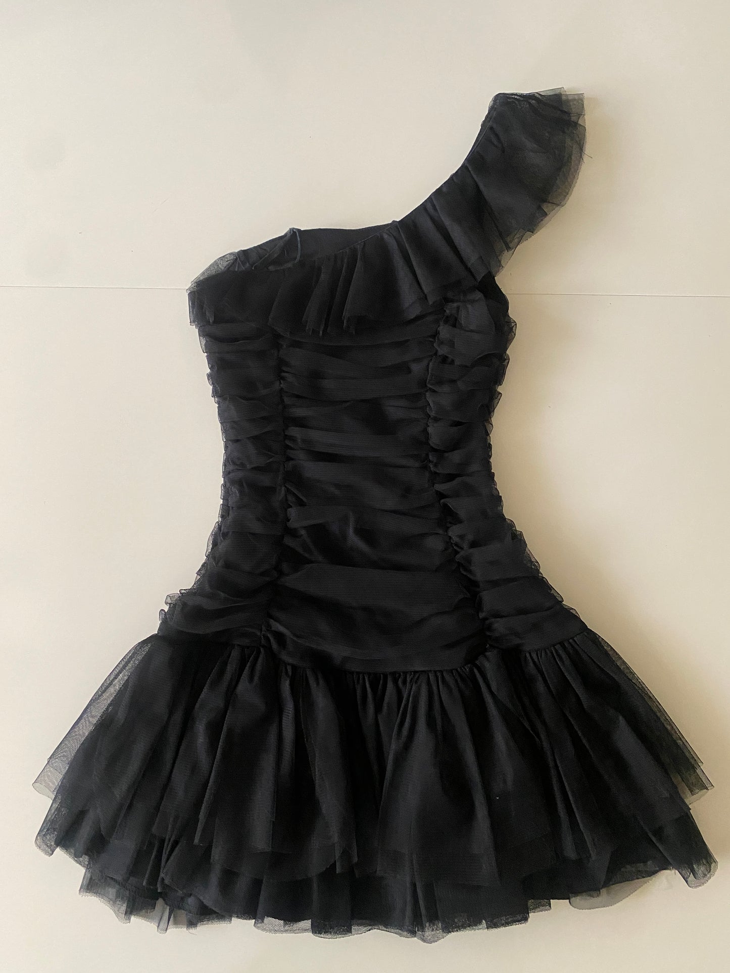 Vestido de 1 hombro, deapeado al cuerpo, de tul negro, Talla M, Mujer