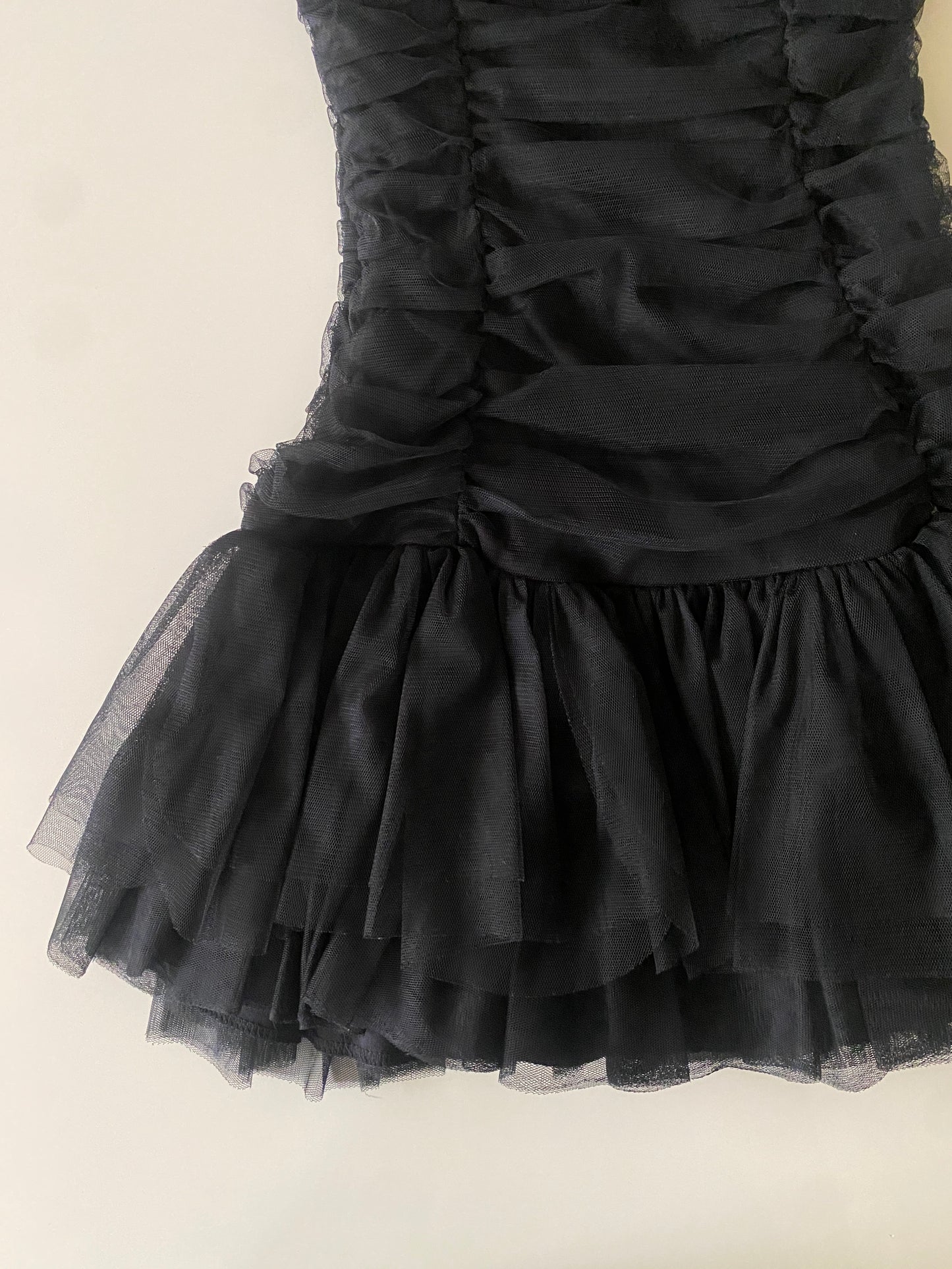 Vestido de 1 hombro, deapeado al cuerpo, de tul negro, Talla M, Mujer