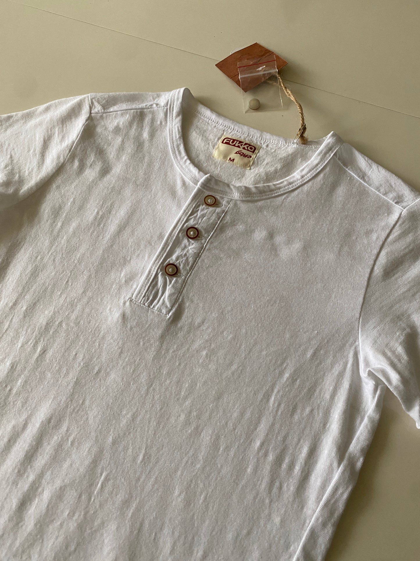 Playera blanca, Talla M 10 años, Niño, Fukka boys