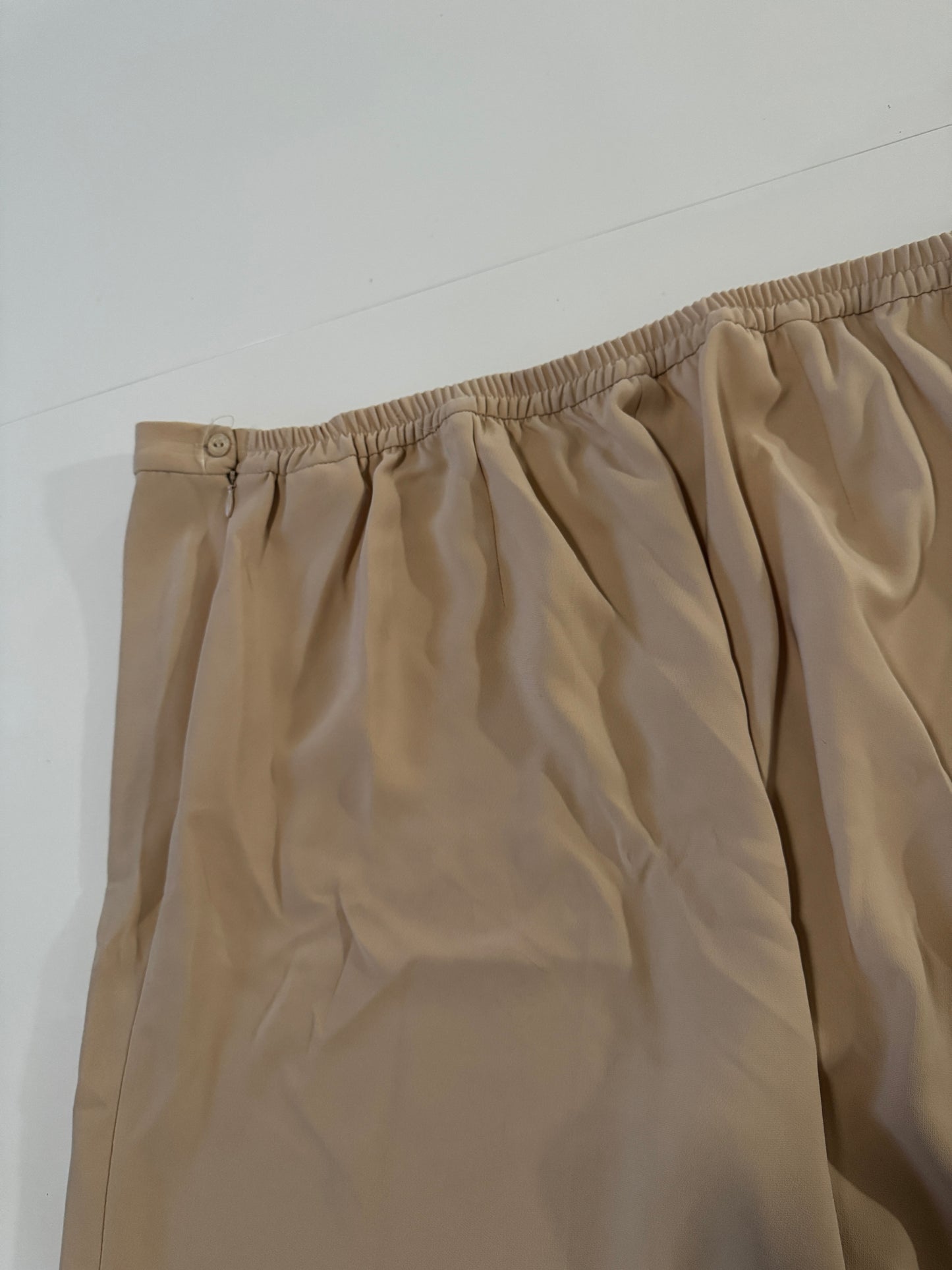 Pantalones de vestir beige, Talla 46, Tallas extras, Mujer