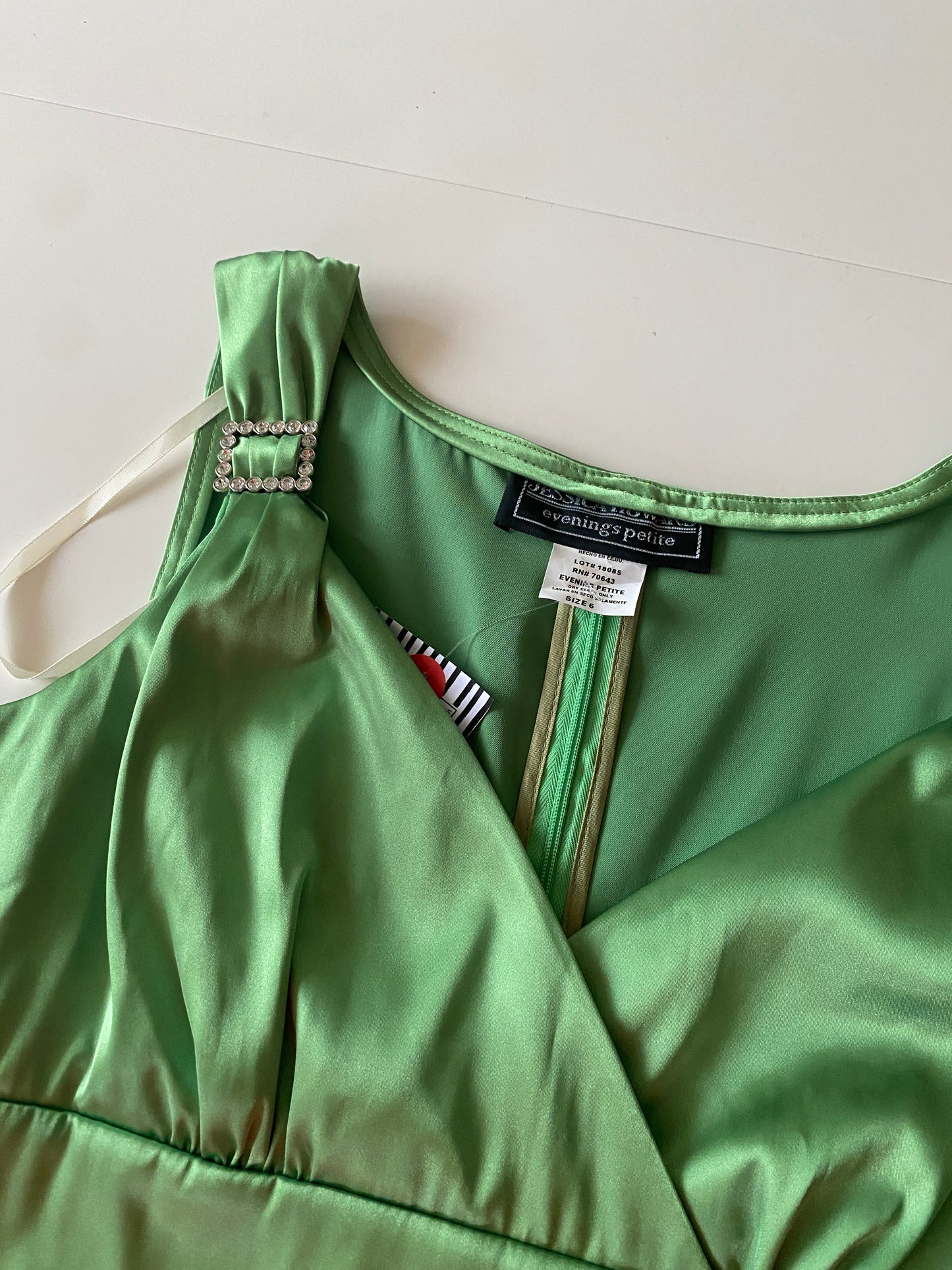 Blusa verde de saten, Talla 6, M, Mujer