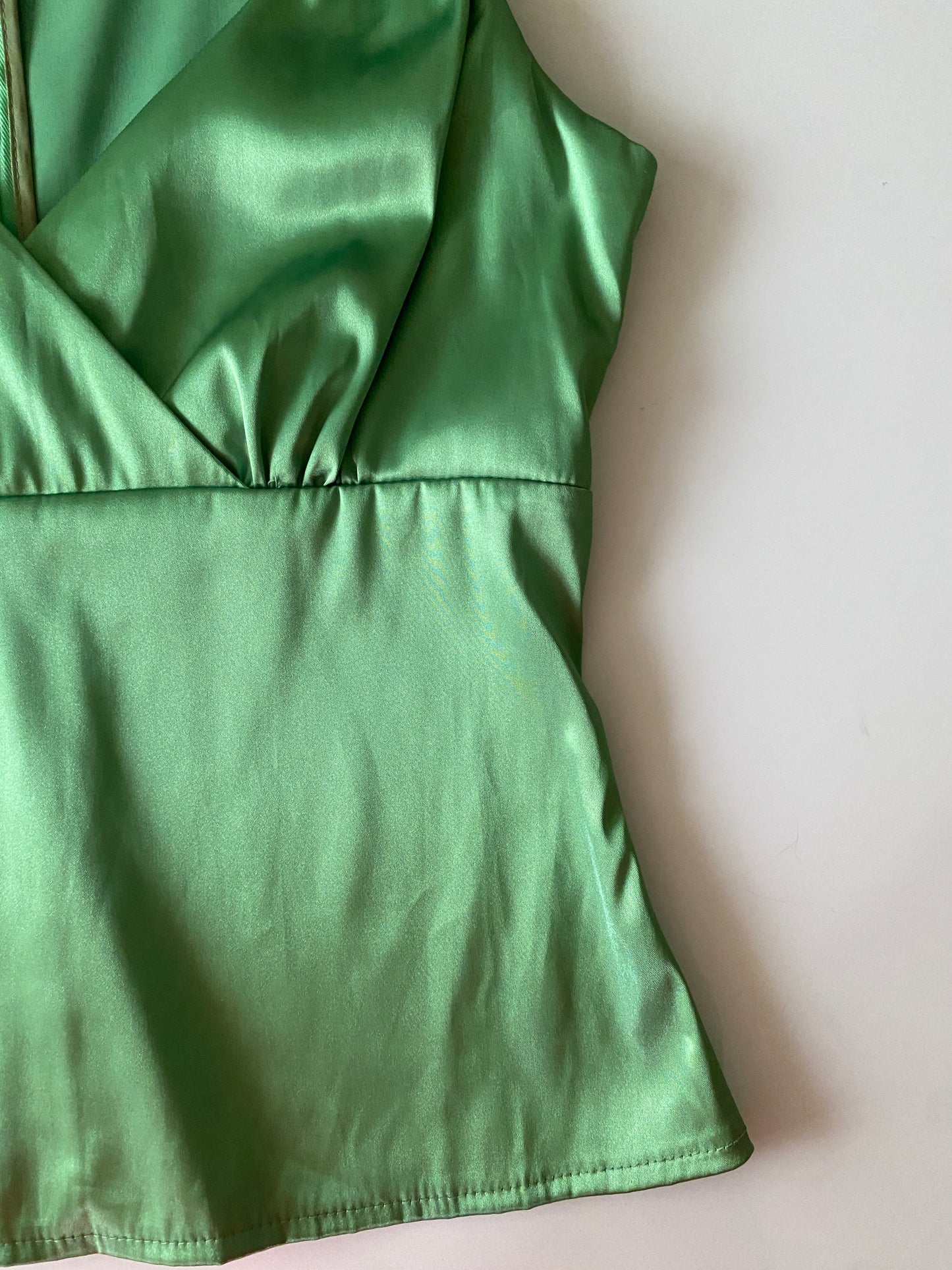 Blusa verde de saten, Talla 6, M, Mujer