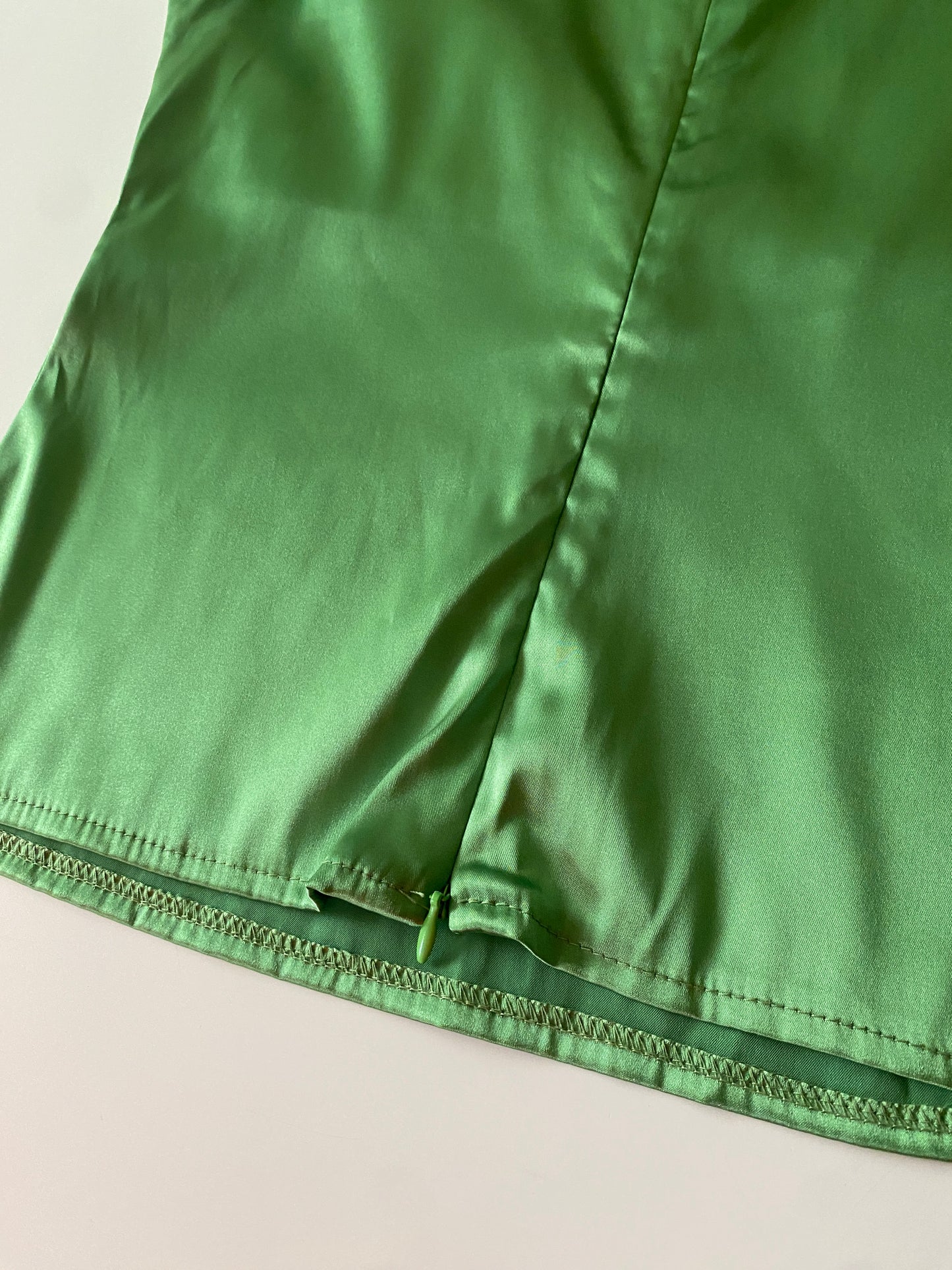 Blusa verde de saten, Talla 6, M, Mujer