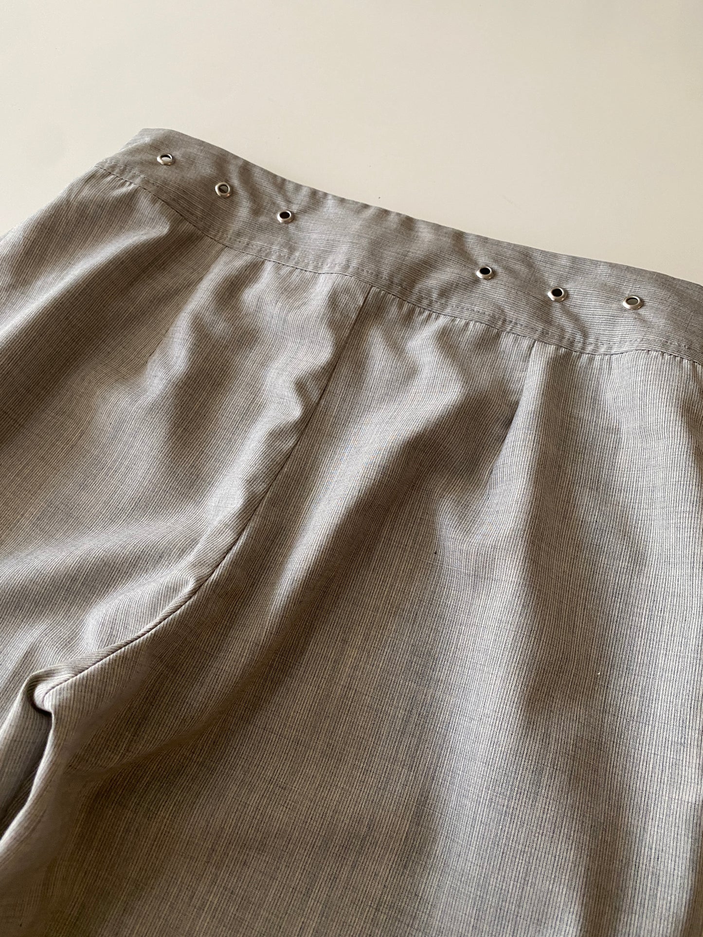 Pantalones capri de diseño mexicano, Talla 26, Mujer