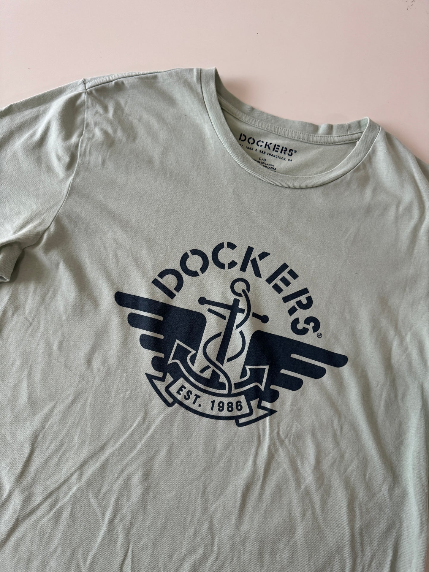 Playera verde estampado al frente, Talla L, Hombre, Dockers