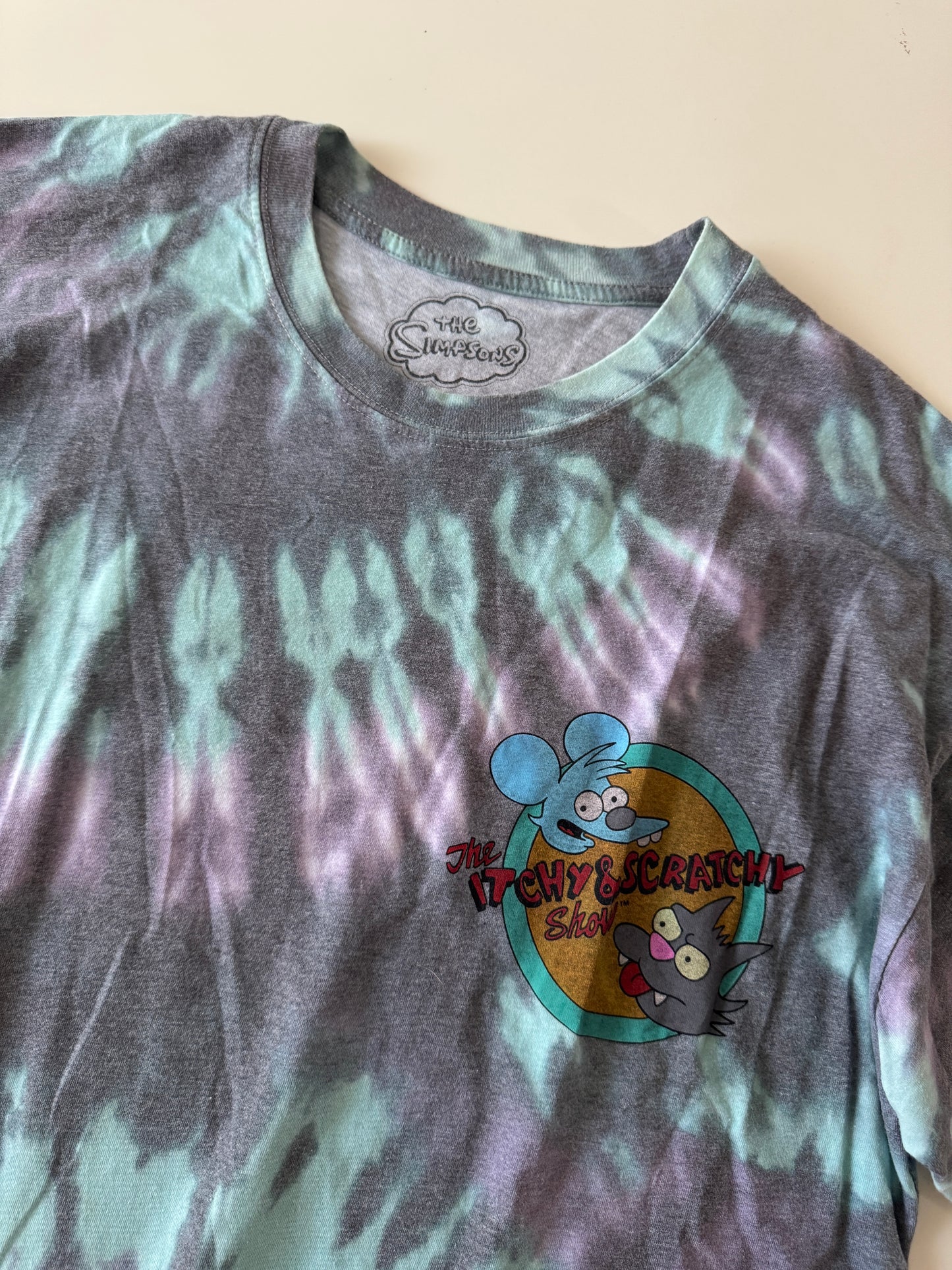 Playera Itchy and Scratchy, Talla M, Hombre, Pull & Bear, The Simpsons