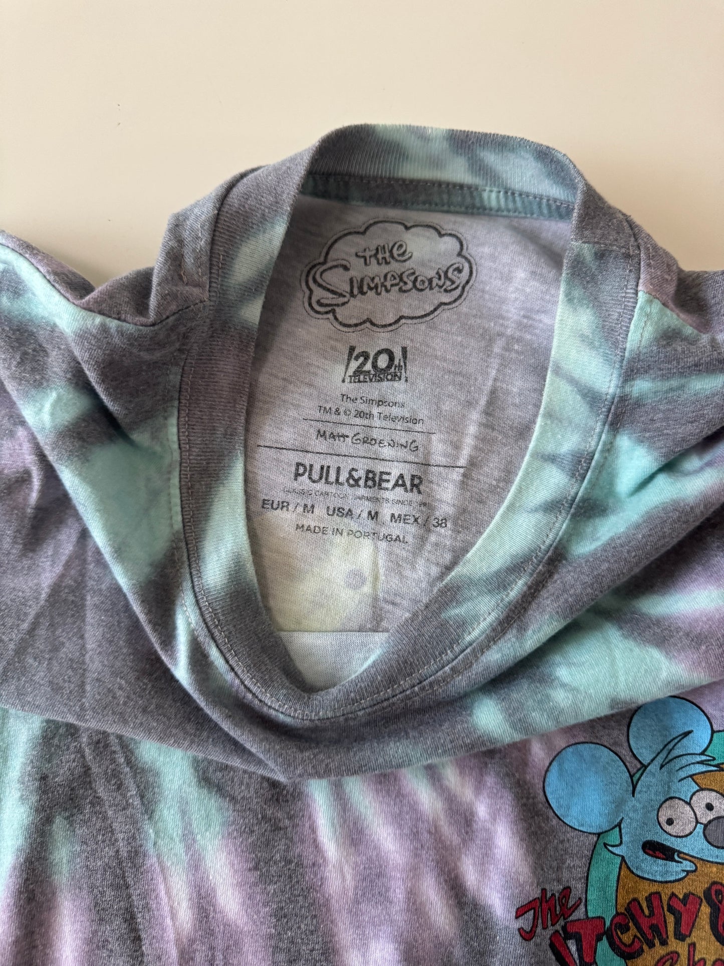 Playera Itchy and Scratchy, Talla M, Hombre, Pull & Bear, The Simpsons