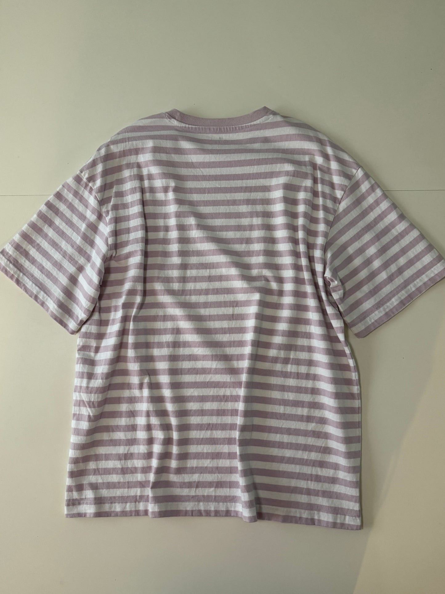Playera rayas lila, Talla L, Relaxed Fit, Hombre
