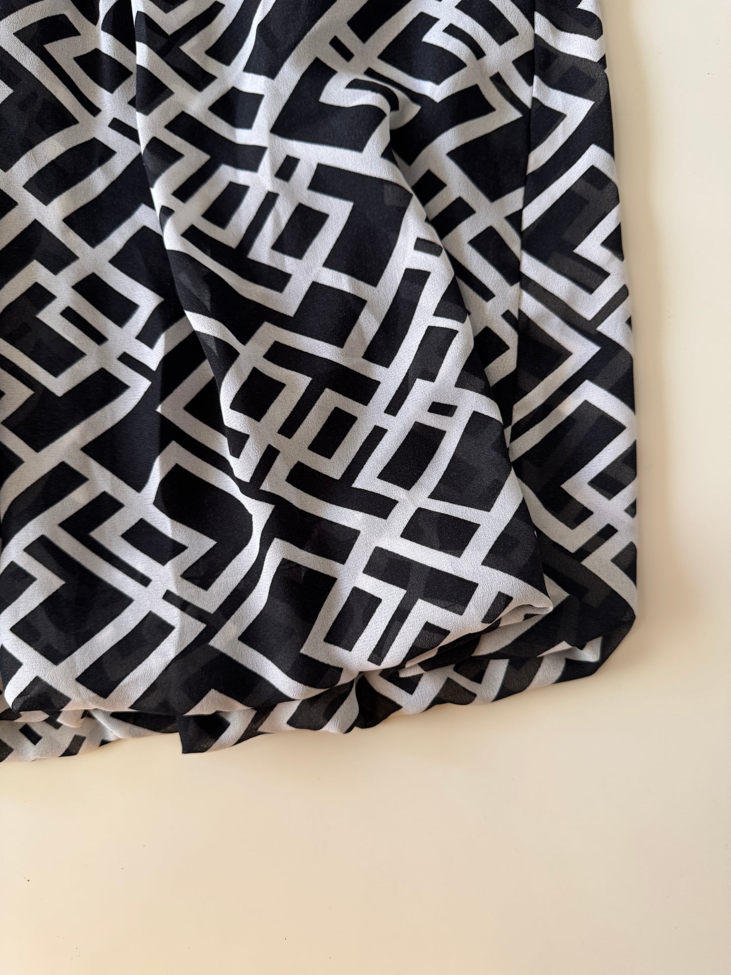 Blusa estampada en blanco y negro, Talla M, Mujer, Lucky Bahama