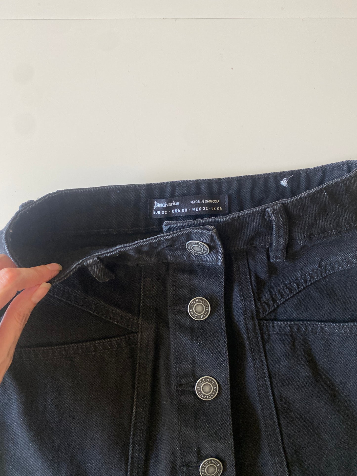 Falda de mezclilla negra, Talla 00, Mujer