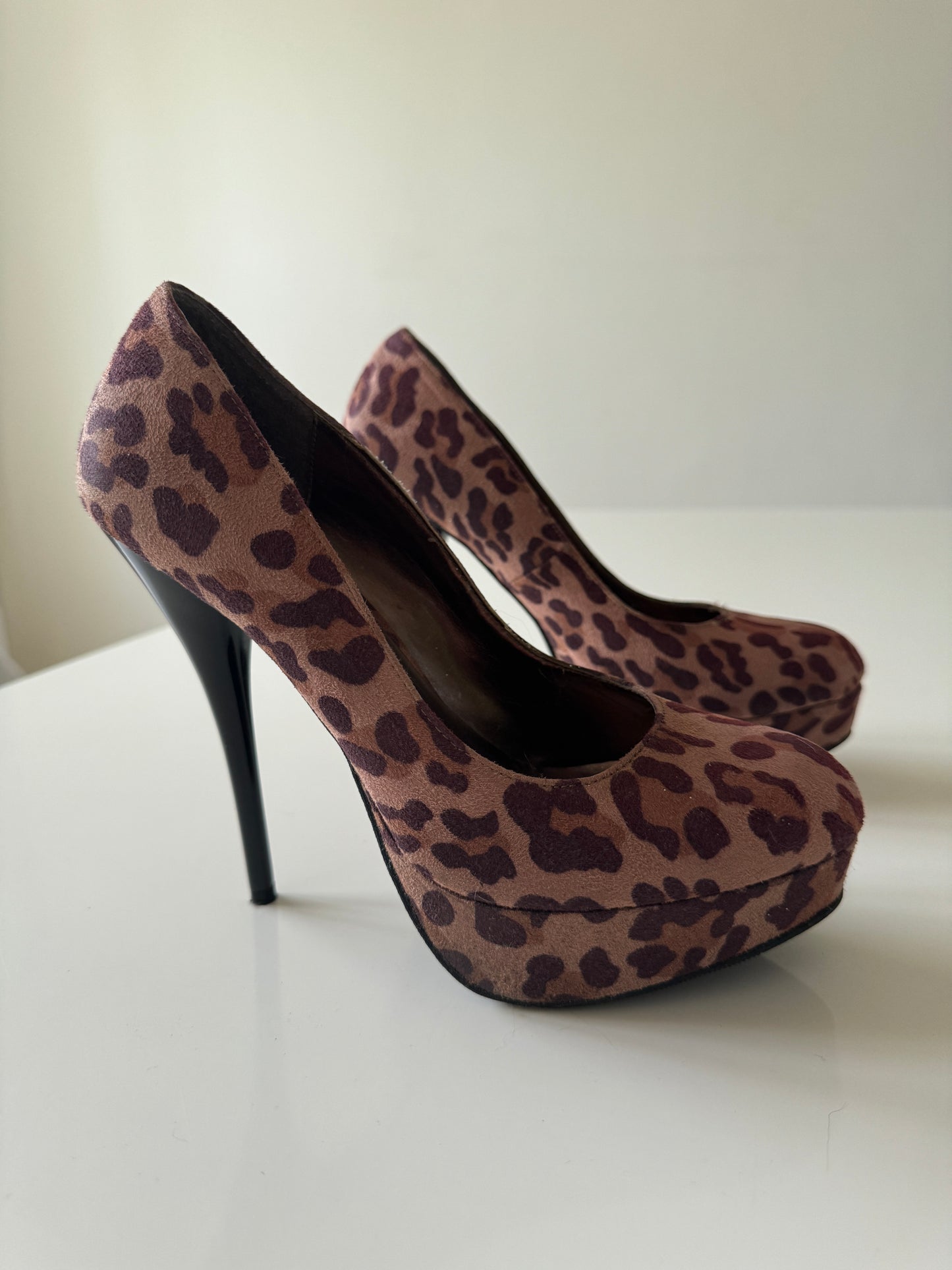 Tacones animal print, Talla 8Usa, Mujer