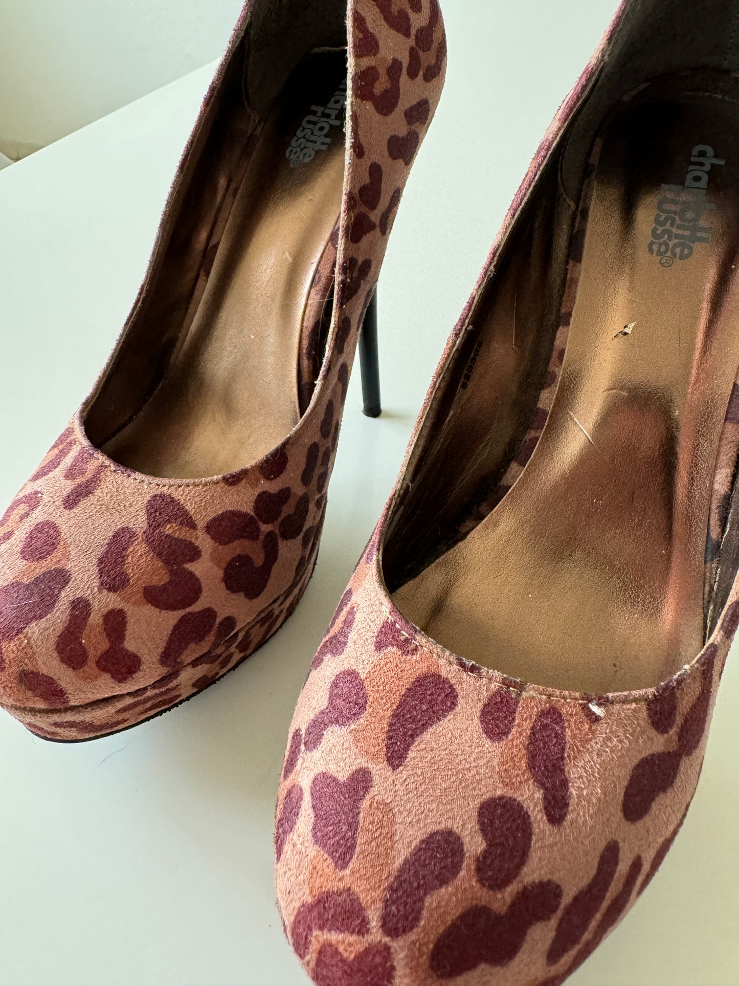 Tacones animal print, Talla 8Usa, Mujer