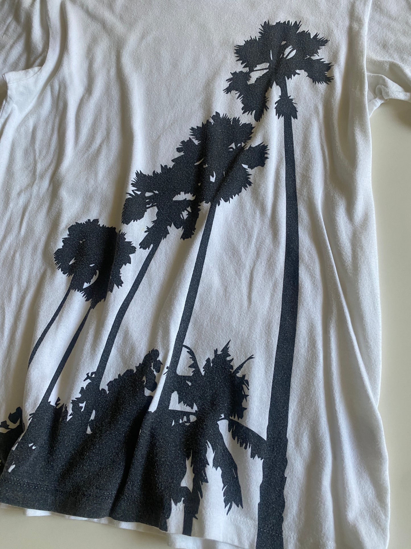 Playera con grafico palmeras, Talla S, Hombre