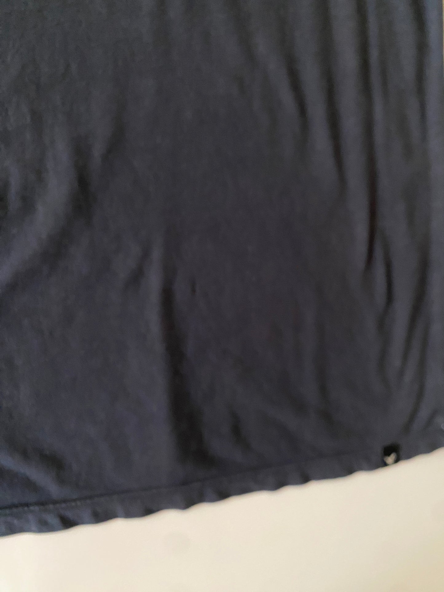 Playera negra desgastada, Talla S, Hombre: ARCHIVO: