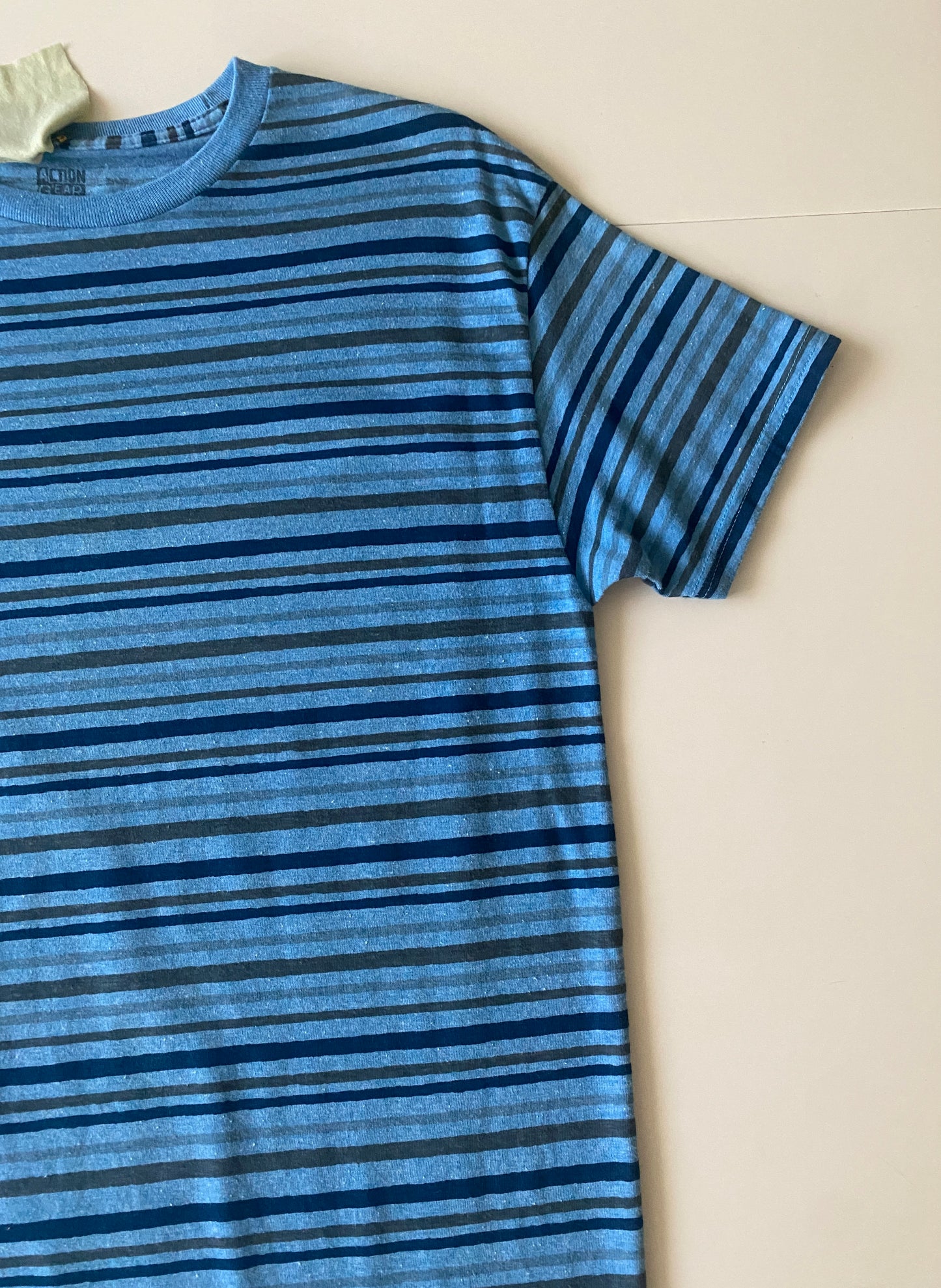 Playera azul rayas, Talla M, Hombre