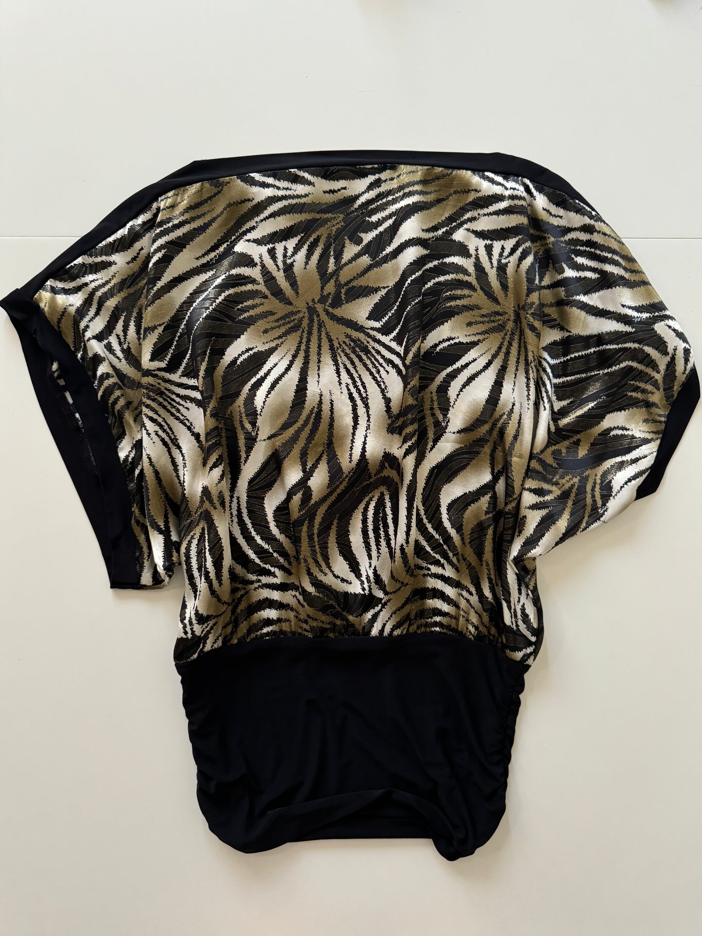 Blusa animal print, Talla M/L, Mujer