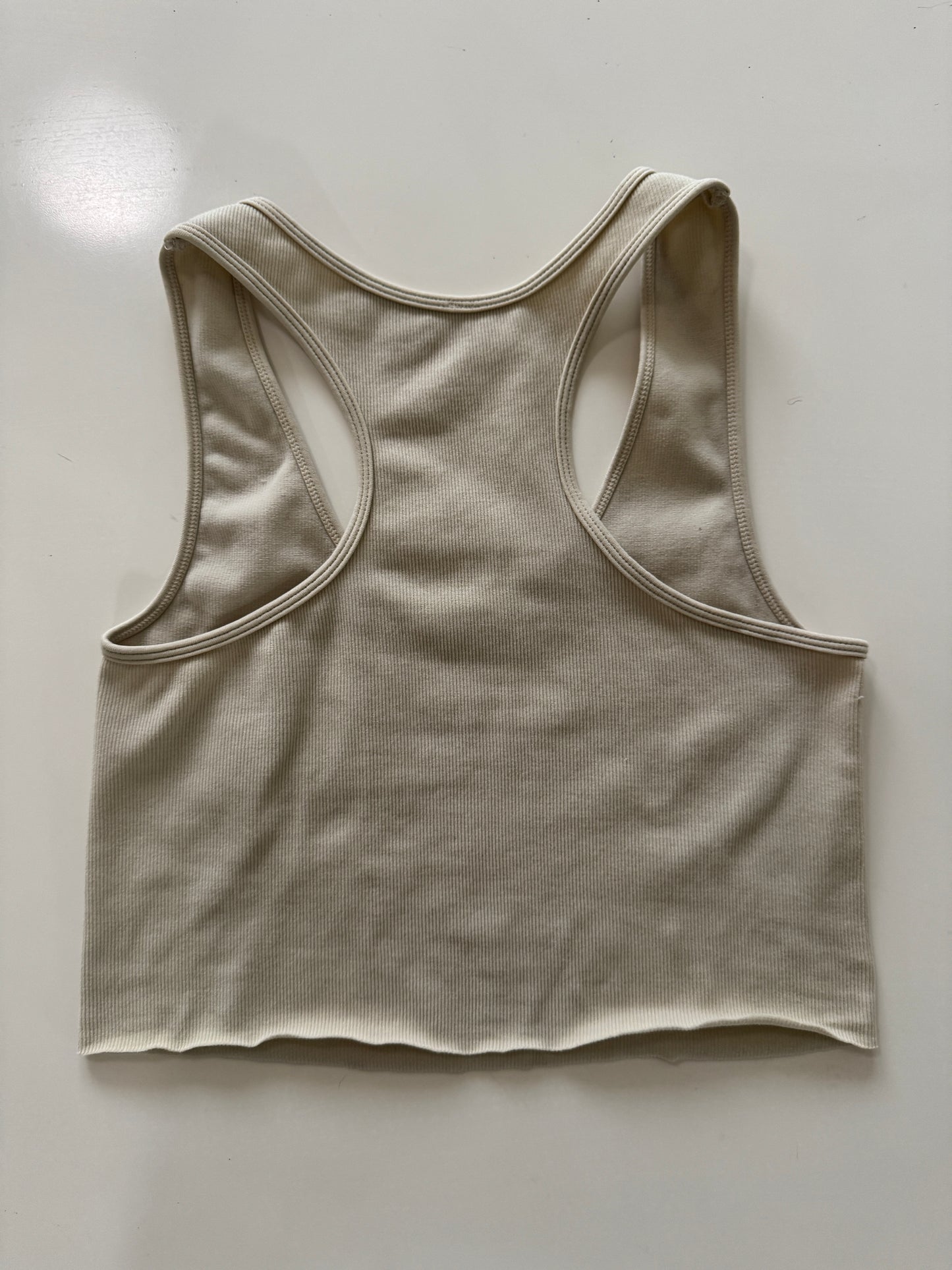 Playera beige recortada, Talla M/L, Mujer, Papaya