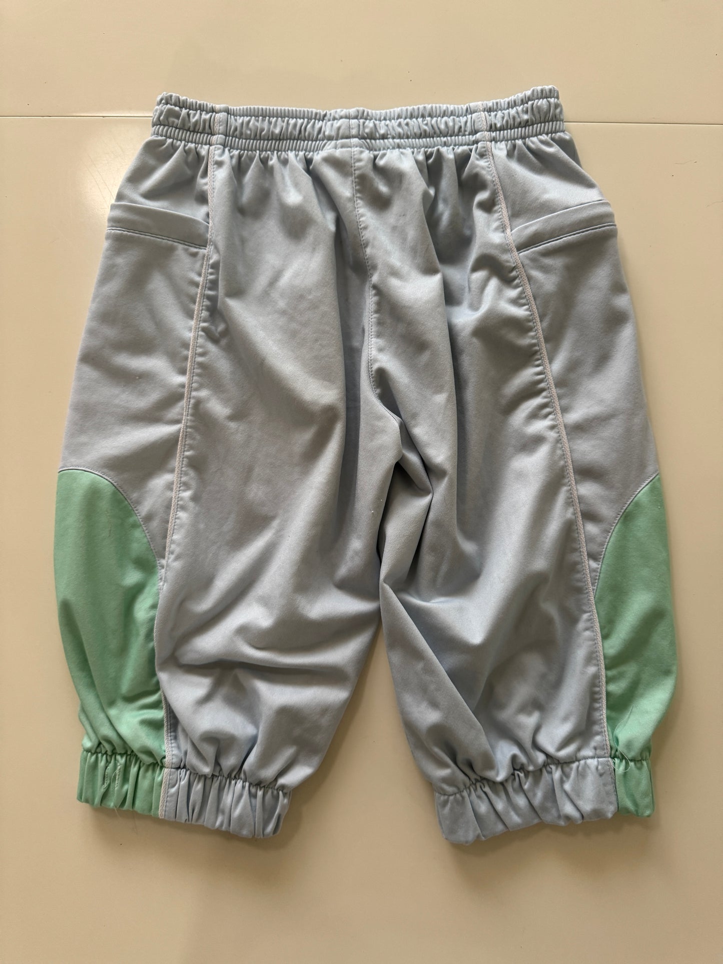 Pants cortos deportivos, Talla M, Mujer, Atletica