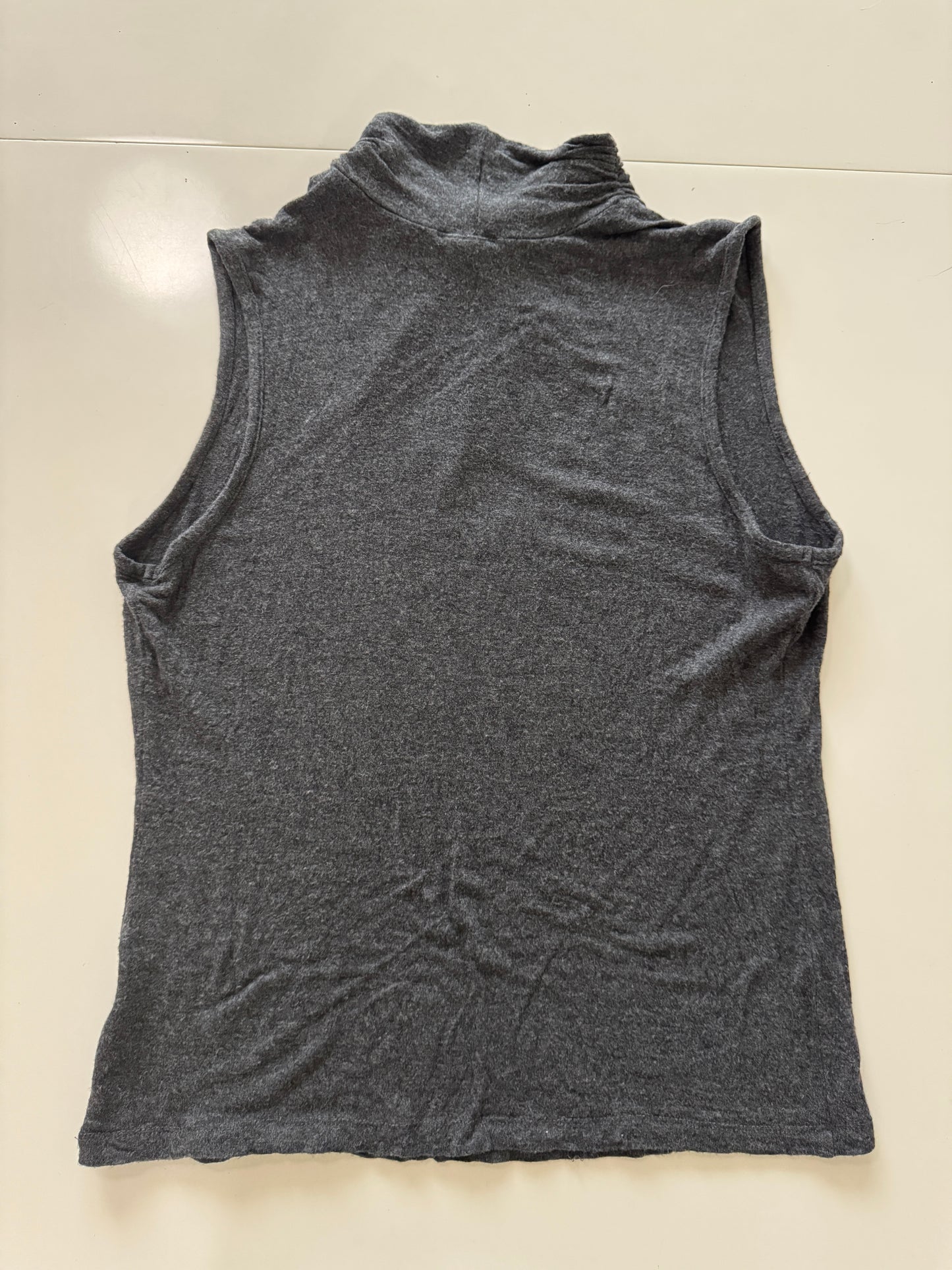 Blusa gris sin mangas, Talla L, Mujer, Pammy