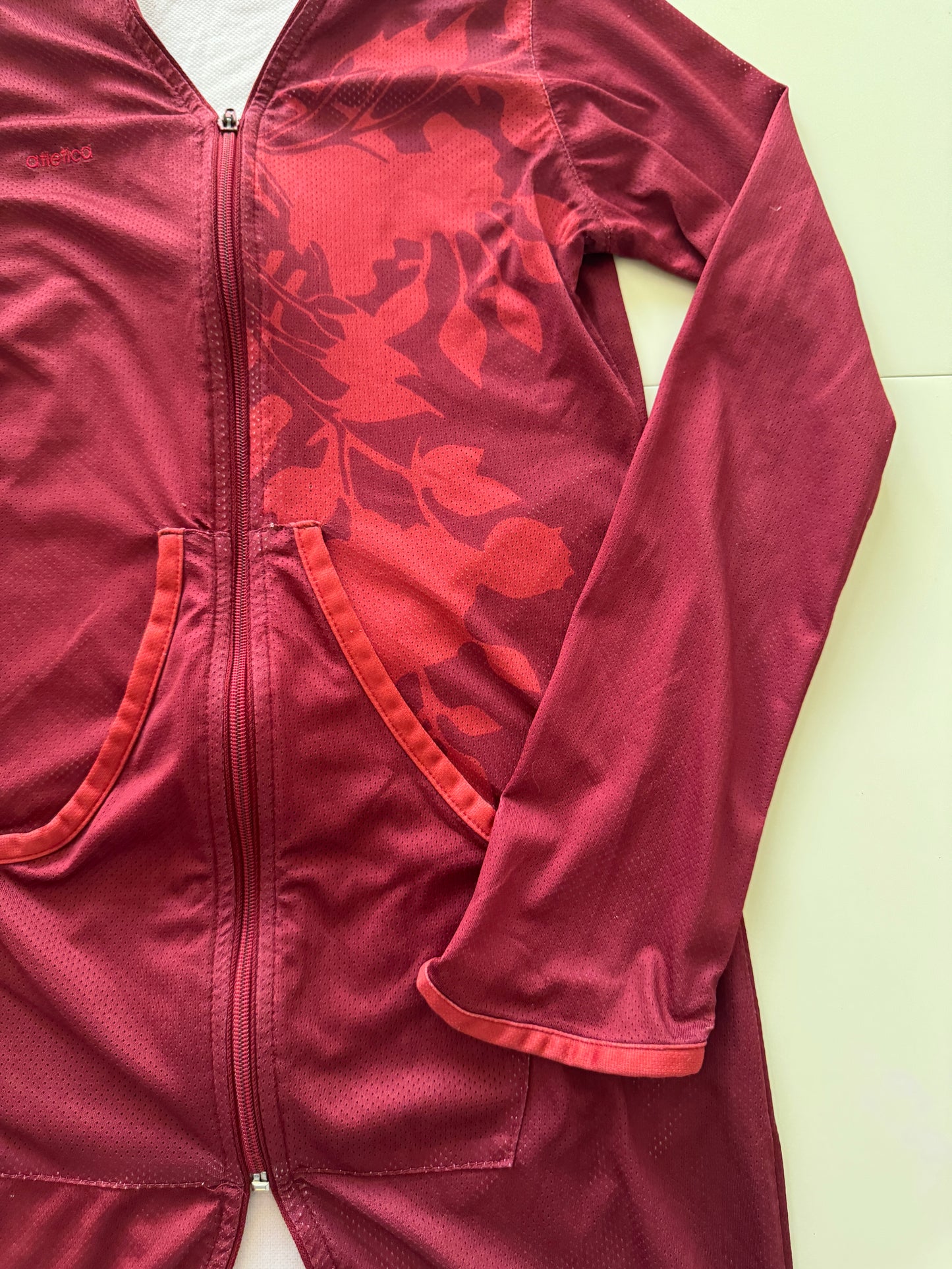 Rompevientos deportivo rojo, Talla M, Mujer, Atletica