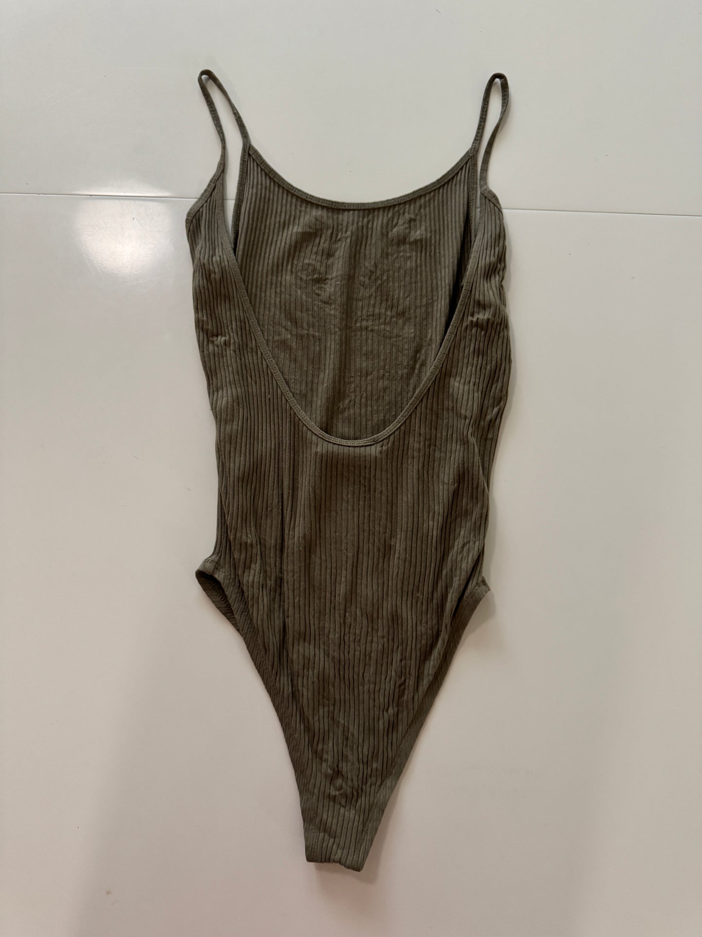 Body verde olivo, Talla S, 26, Mujer, Pull & Bear