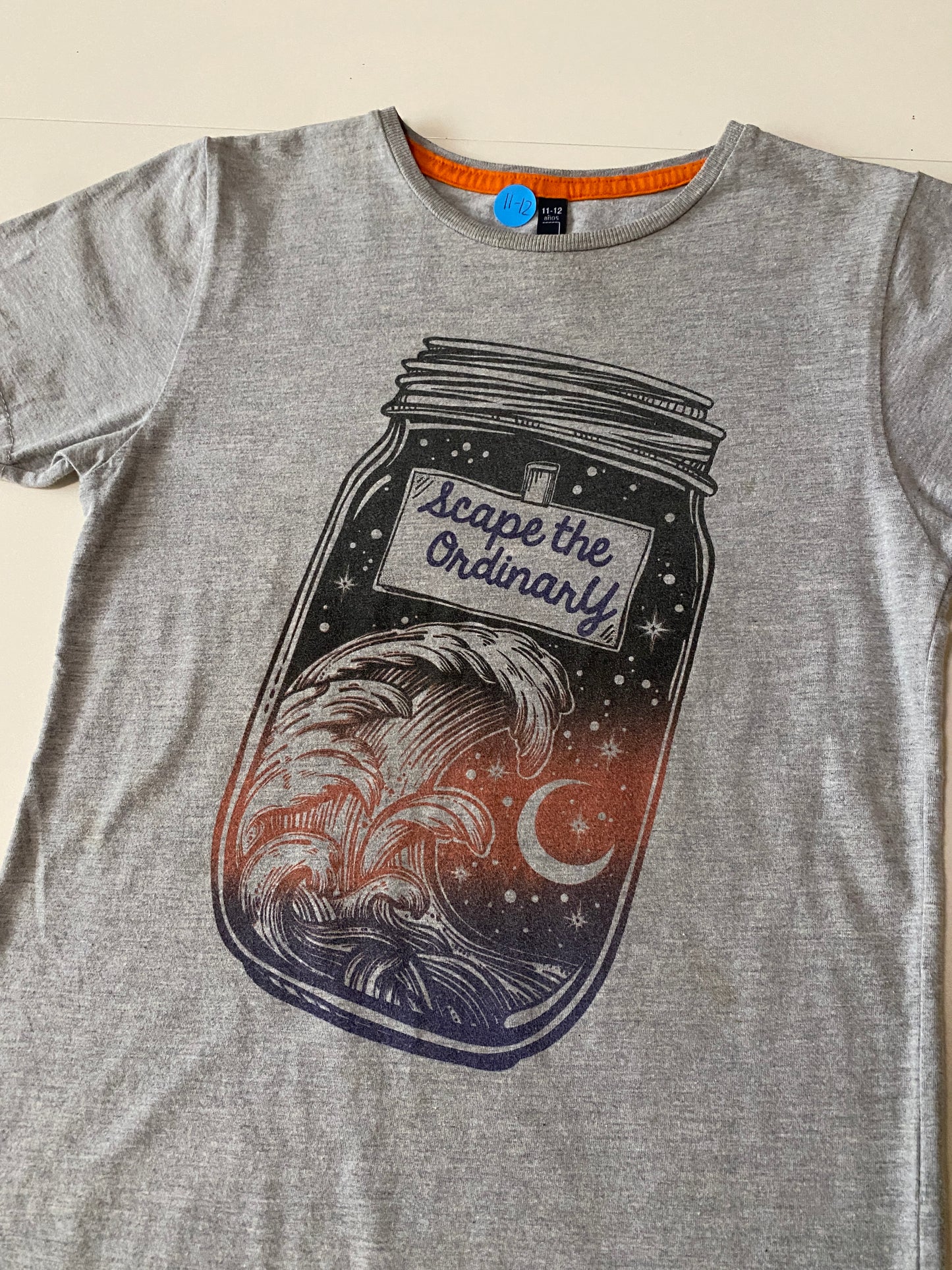 Playera con gráfico gris, Talla 11-12 años, Niño