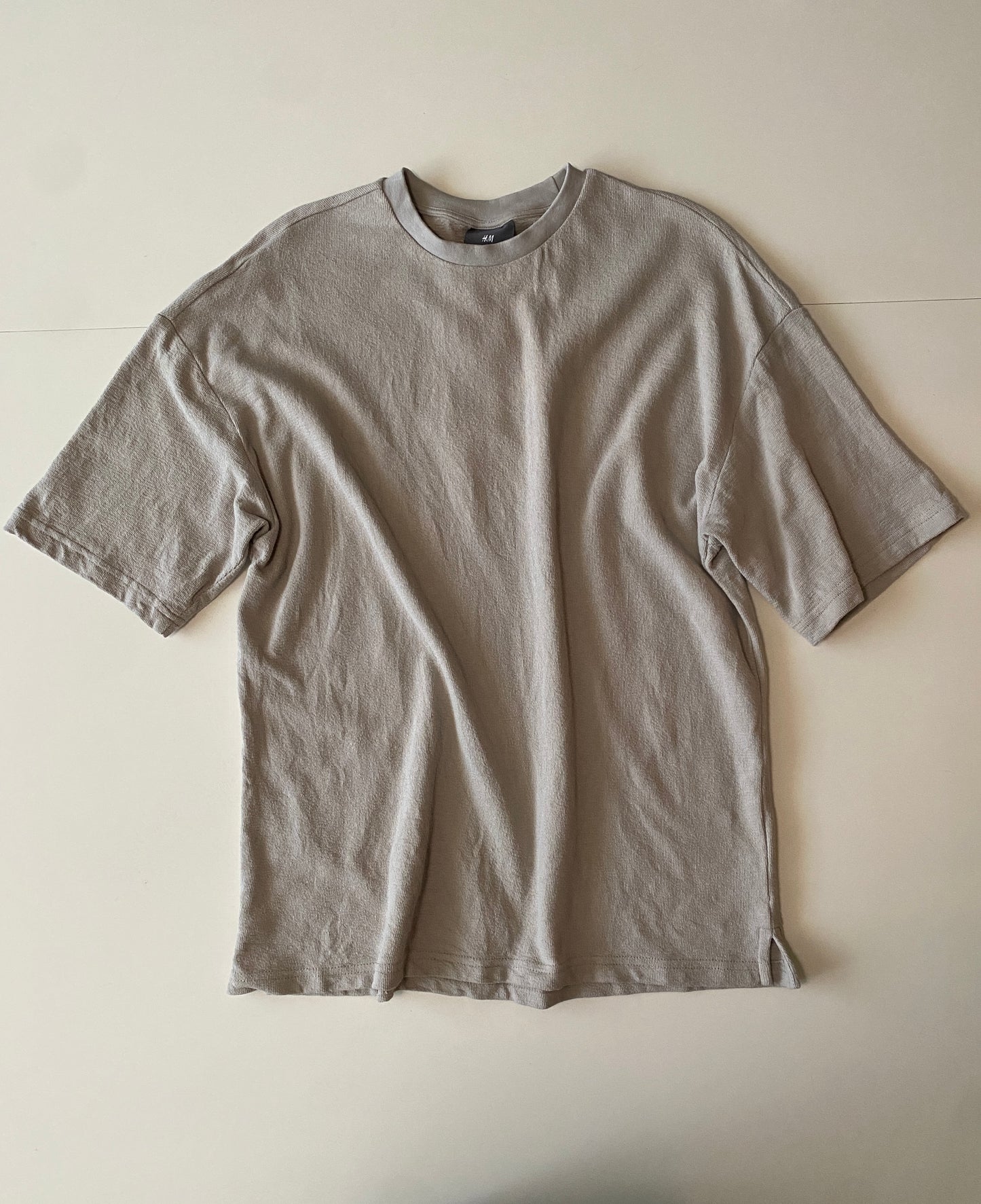 Playera con textura beige, Talla S, Hombre