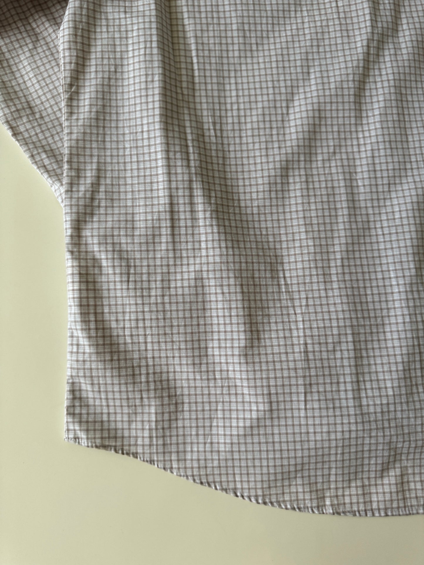 Camisa cuadros pequeños beige, Talla L, Cuello 16.5, Manga 32/33, Hombre