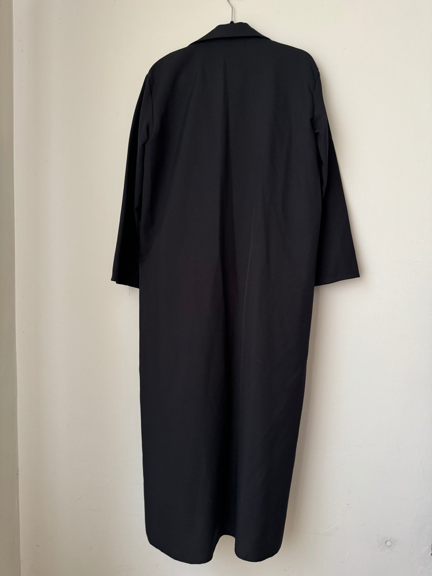 Tunica negra, Talla L, Hombre