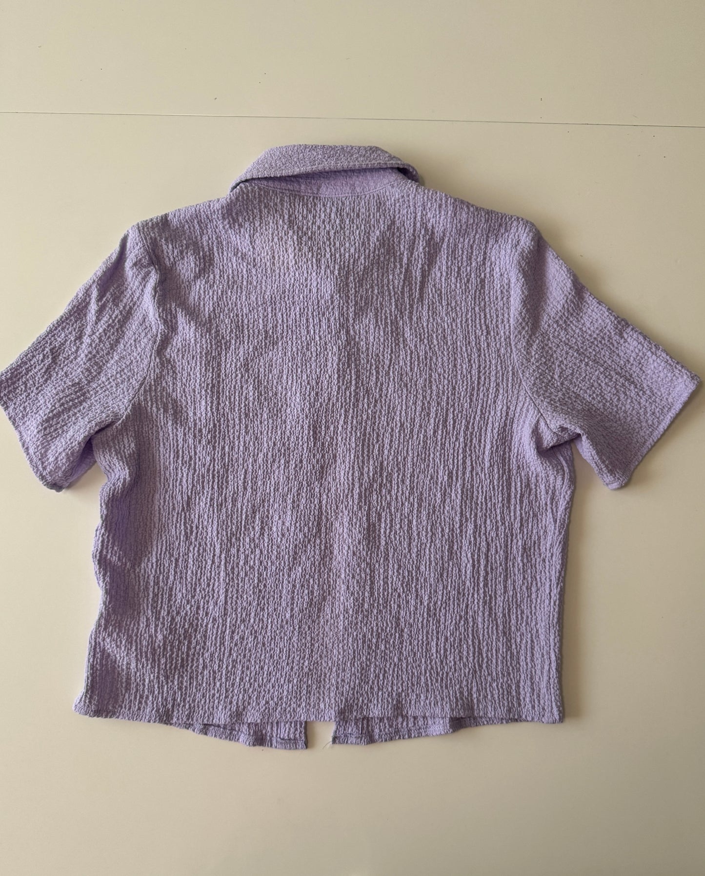 Camisa lila corta, Talla XS, Mujer