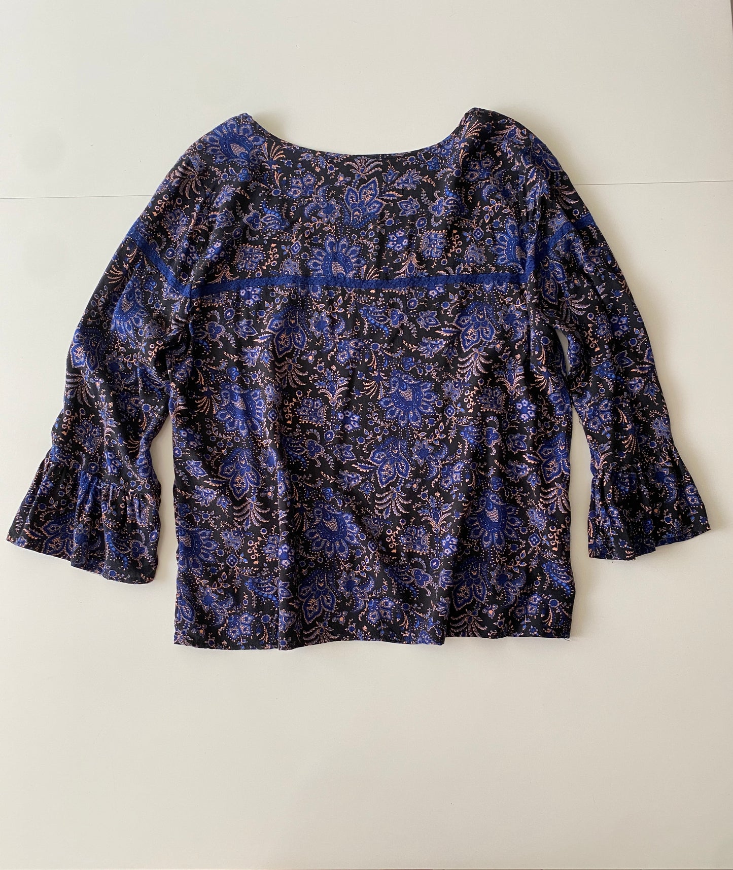 Blusa estampada azul, Talla M, Mujer