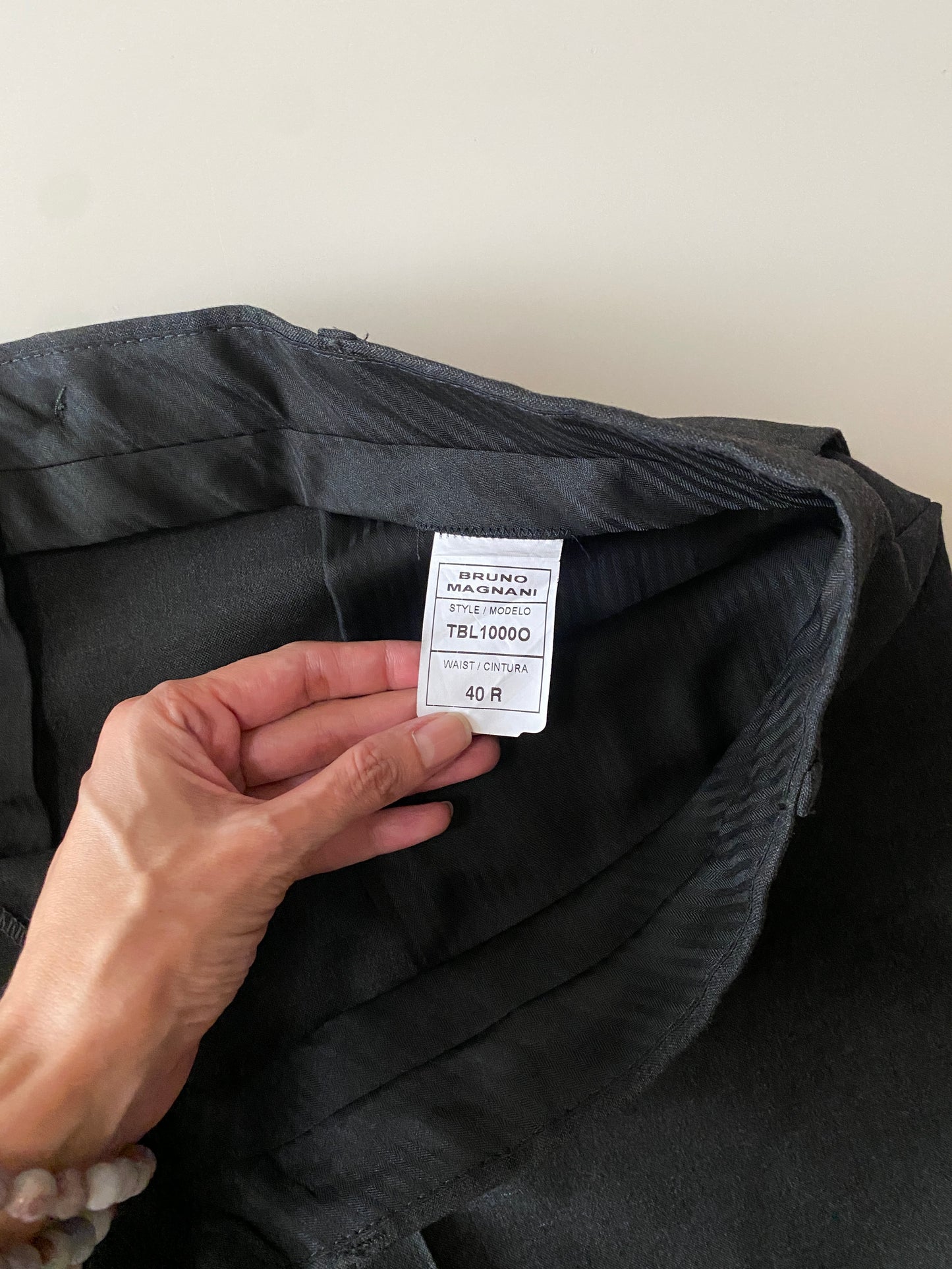 Traje completo gris oscuro, Talla Saco 46R, Pantalones 40R, Hombre