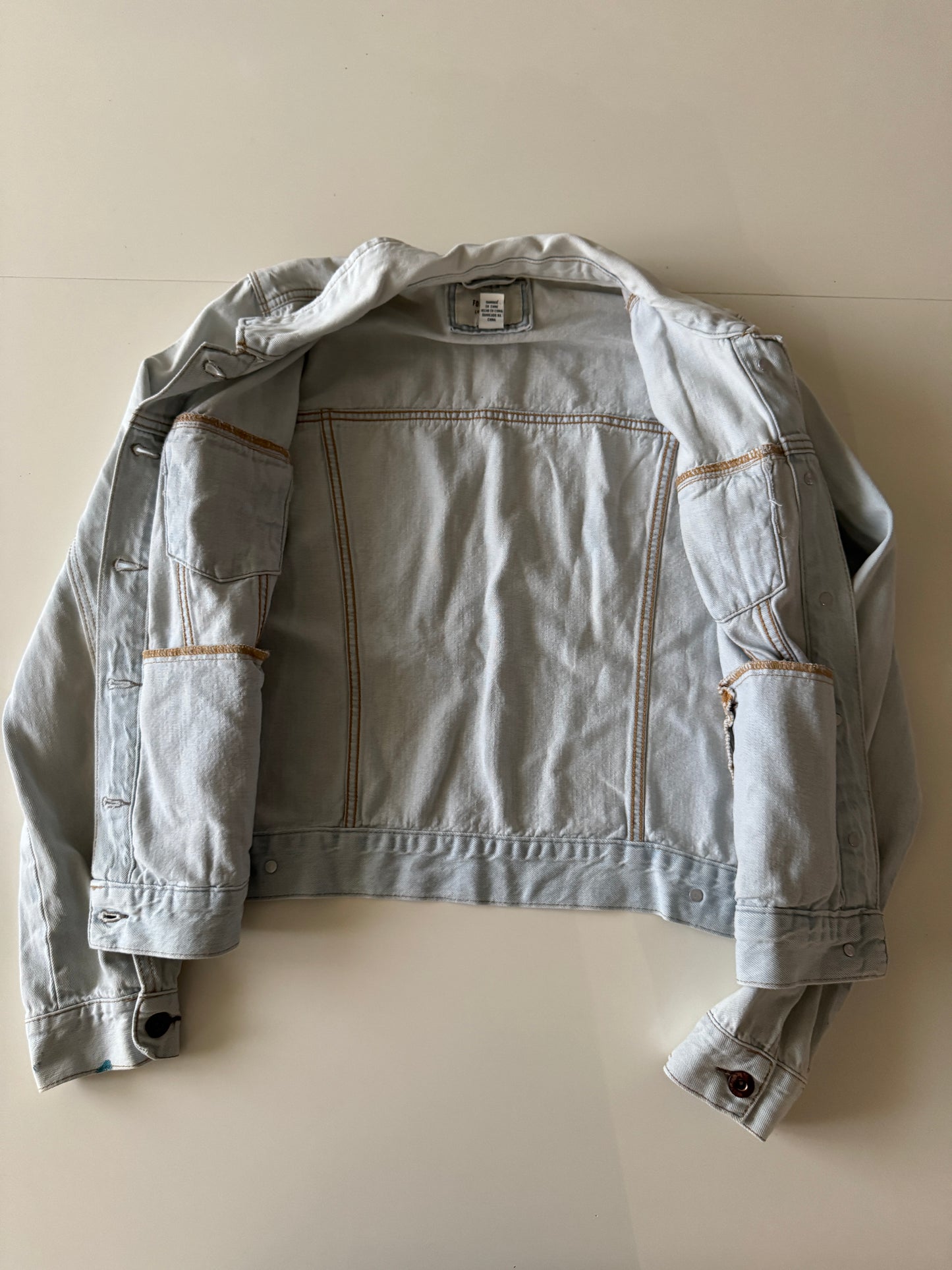 Chaqueta de mezclilla clara, Talla L, Forever 21, Mujer